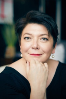 Elena Khomenko.jpg