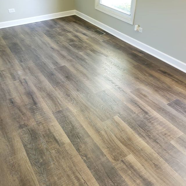 Installed this vinyl floor this week from Cali Bamboo, color Monterey. 
#calivinylpro #calibamboo #monterey #lvp #vinylplankflooring #genevail #stcharlesil #homeimprovement #remodeling #waterproof