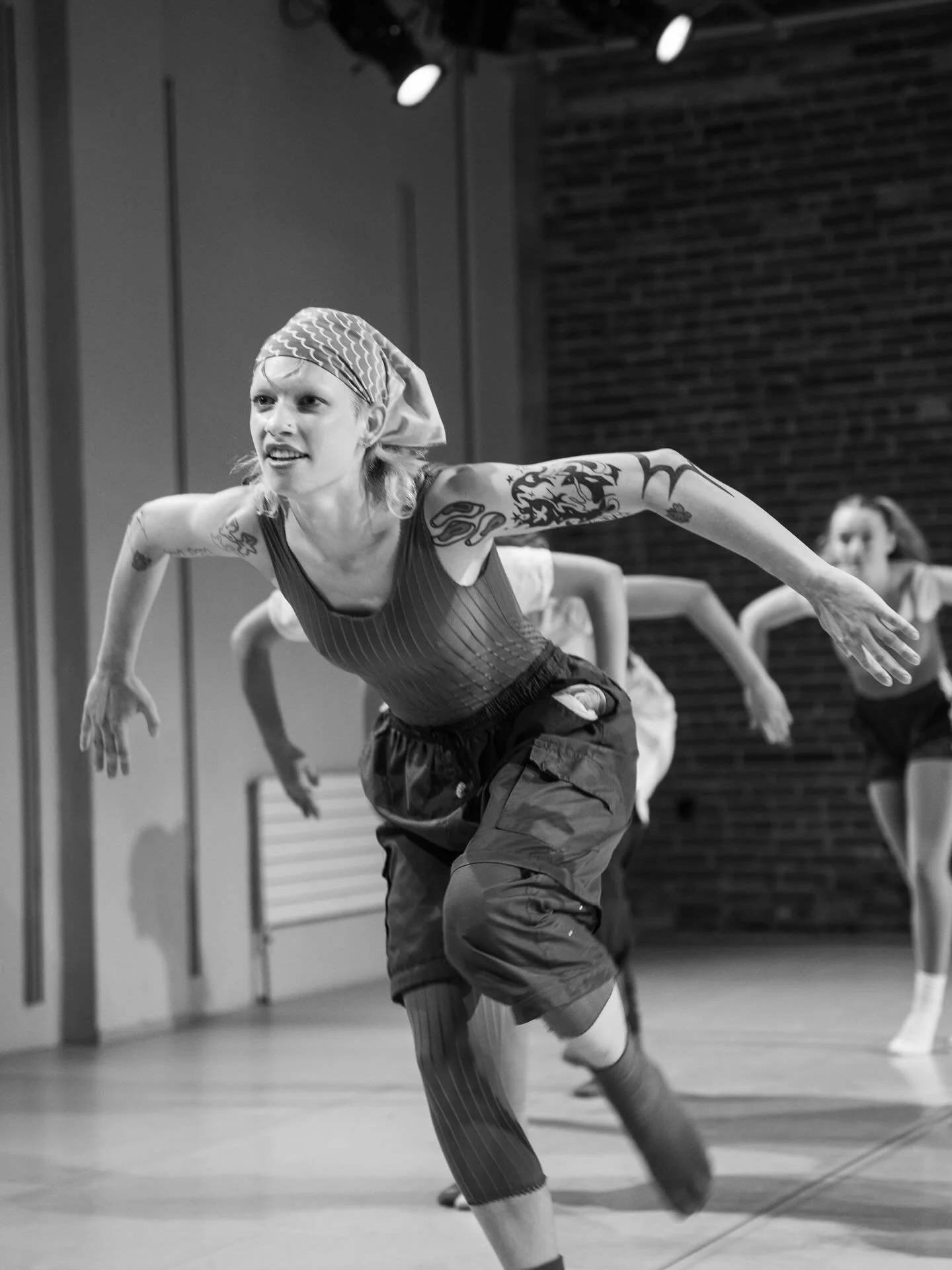 Last call for early birds! 🗣️🗣️
Save $50 when you apply before January 25th
SUMMER INTENSIVE 2026
☼☀☼☀☼☀☼☀☼☀☼☀☼☀☼☀

Over two weeks we&rsquo;ll be hosting 10 pop-up workshops from acclaimed artists in the city and 2 creation processes led by Dora aw