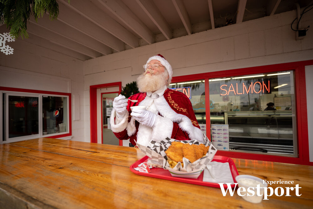 WESTPORT_SANTA_FISHNCHIPS_2020-1.jpg