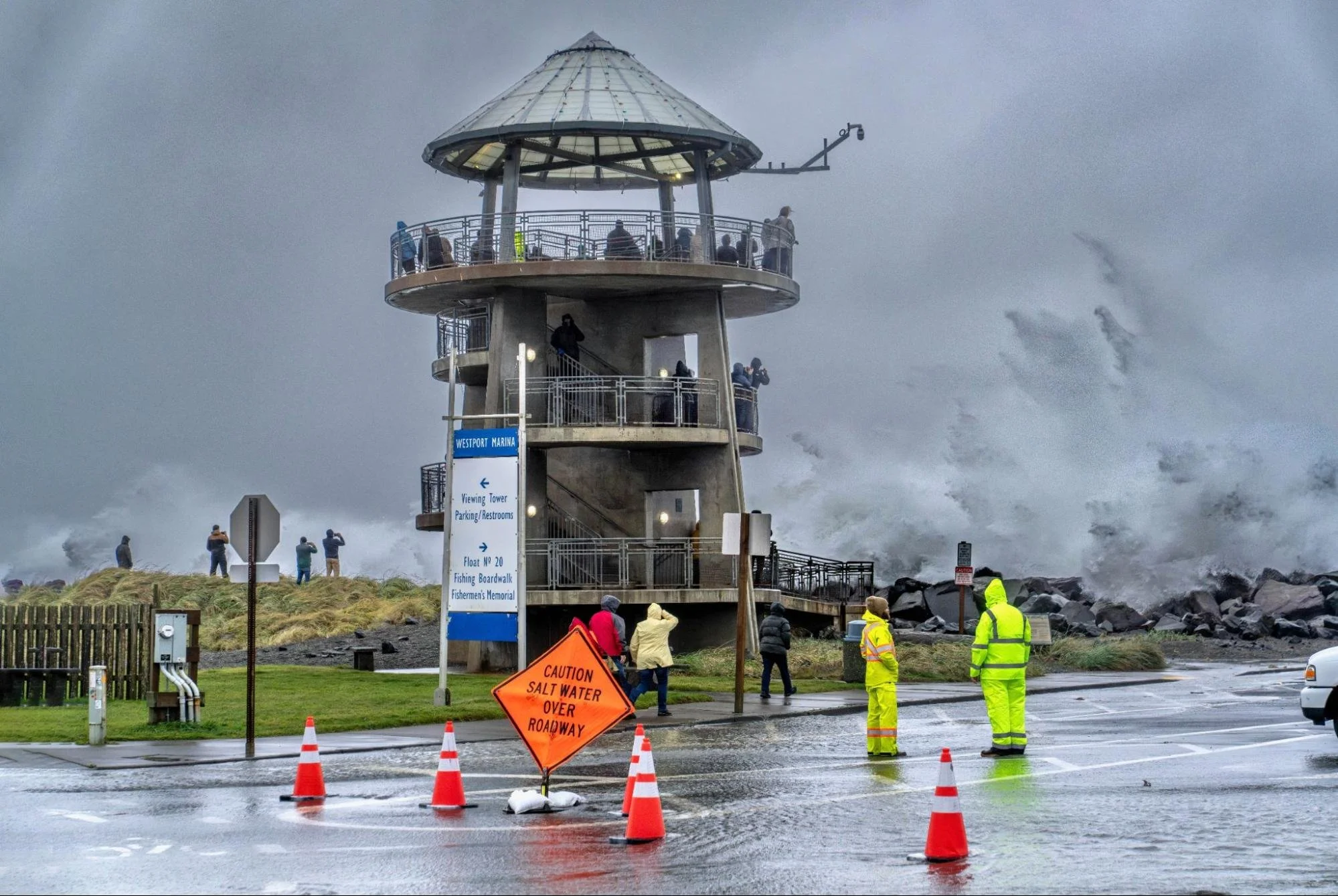 King Tides at the observation tower