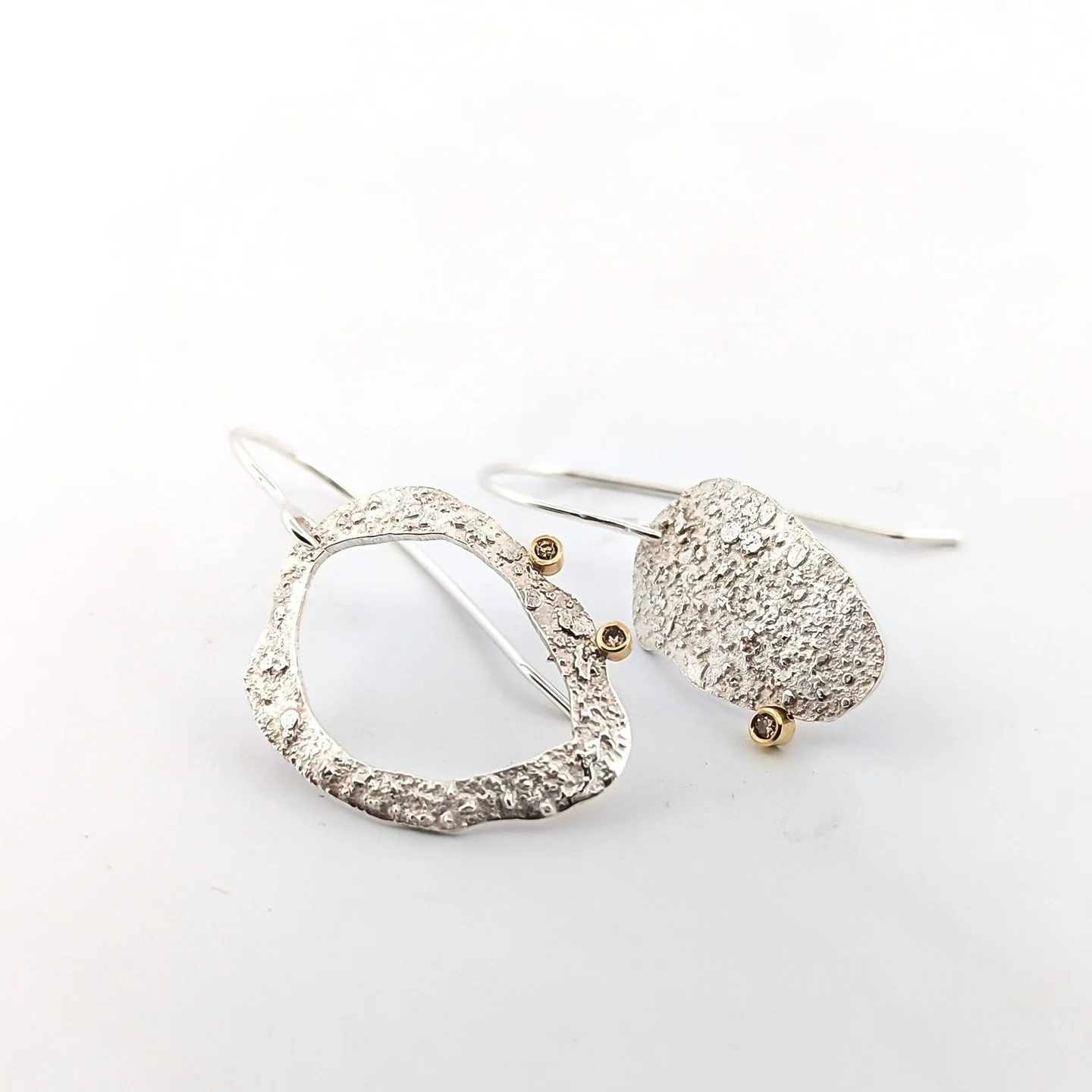 Thank you so much to everyone who came out to @penrodartsfair! ⁠
⁠
September is definitely one of our busiest show months. Can't wait to see familiar faces at the upcoming @springfield.art and @edwardsville_arts_center art fairs at my old stomping gr