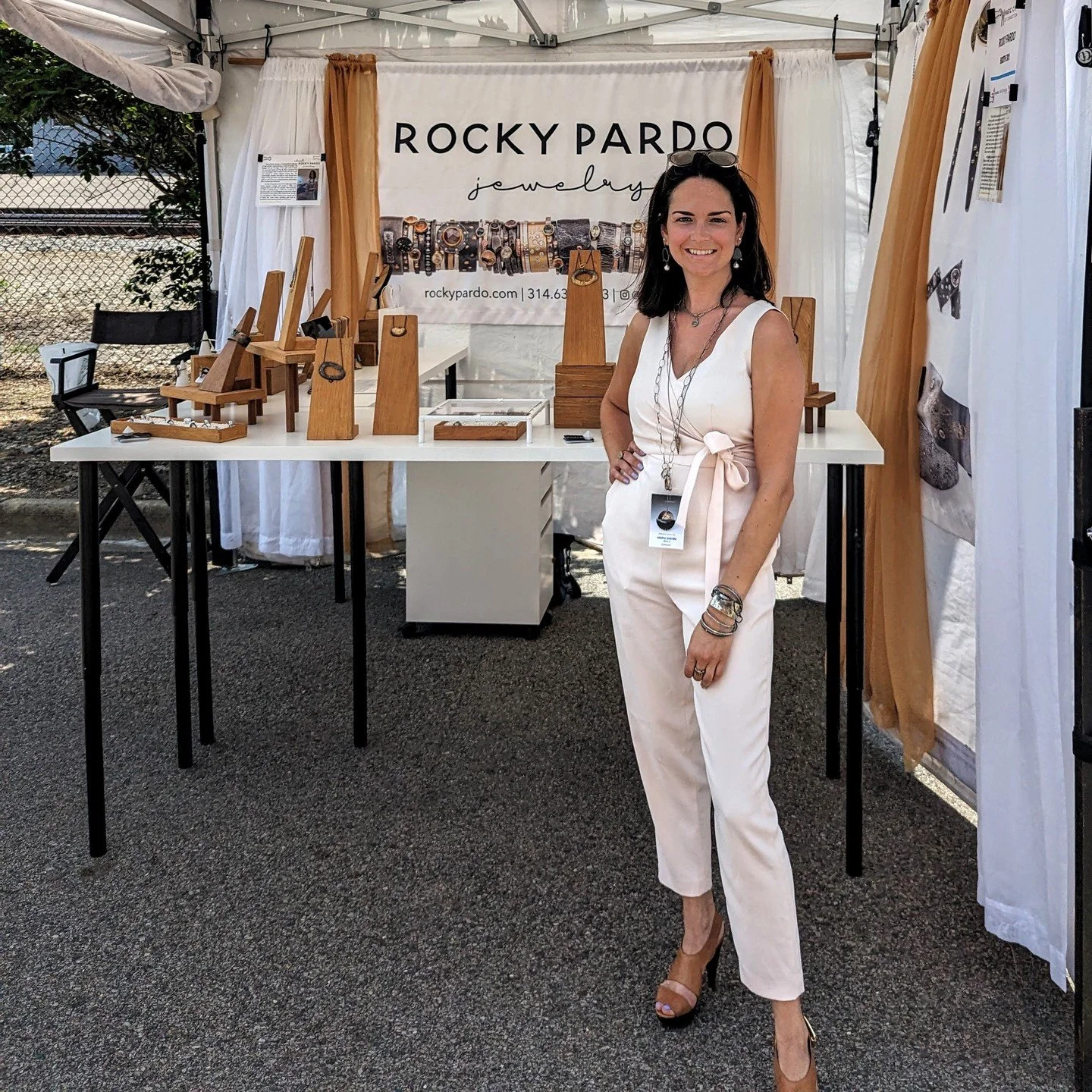 Tune into WABF 1480 AM at 10 a.m. to hear me talk about the lovely @fairhopeartsandcraftsfestival happening this weekend!