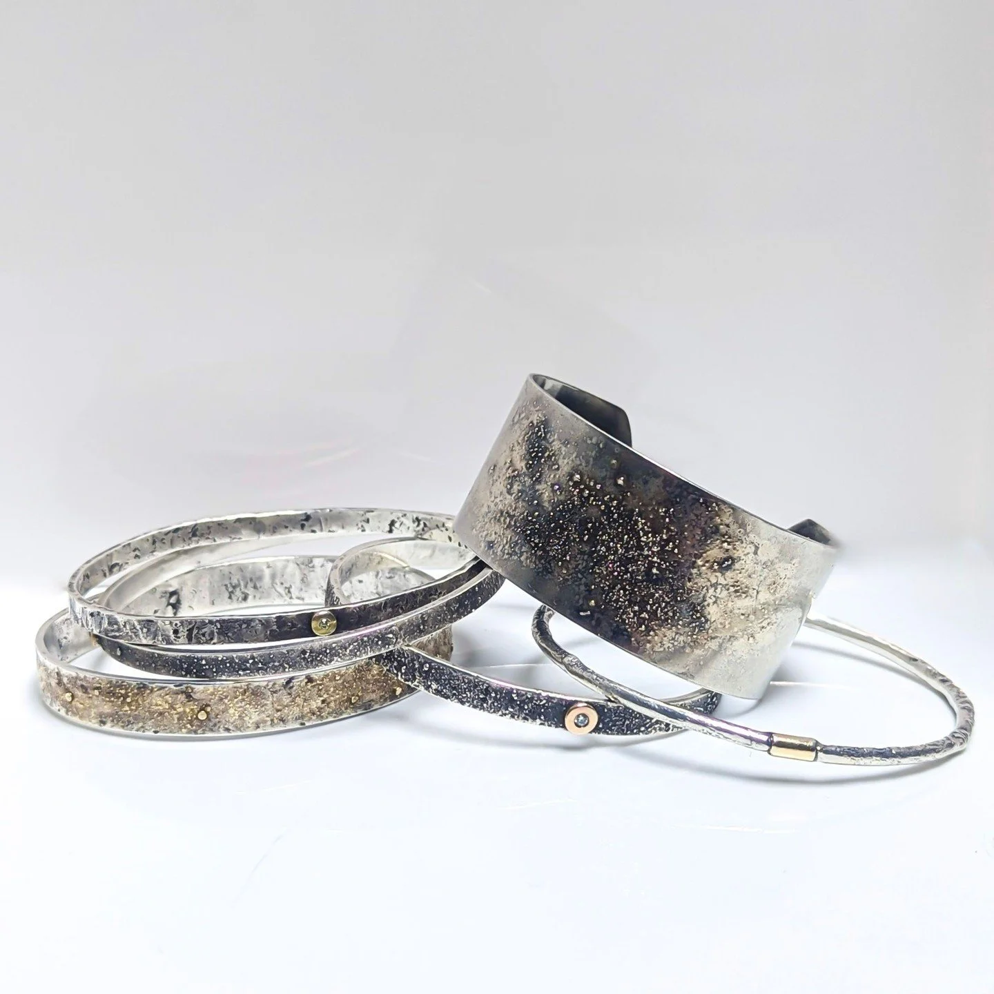 If you've ever met me, you'll see me wearing these staple pieces! These bracelets are the perfect example of what I like to call the "love patina" 💖 ⁠
⁠
My oxidized pieces wear-polish over time with the love from the wearer in the little s