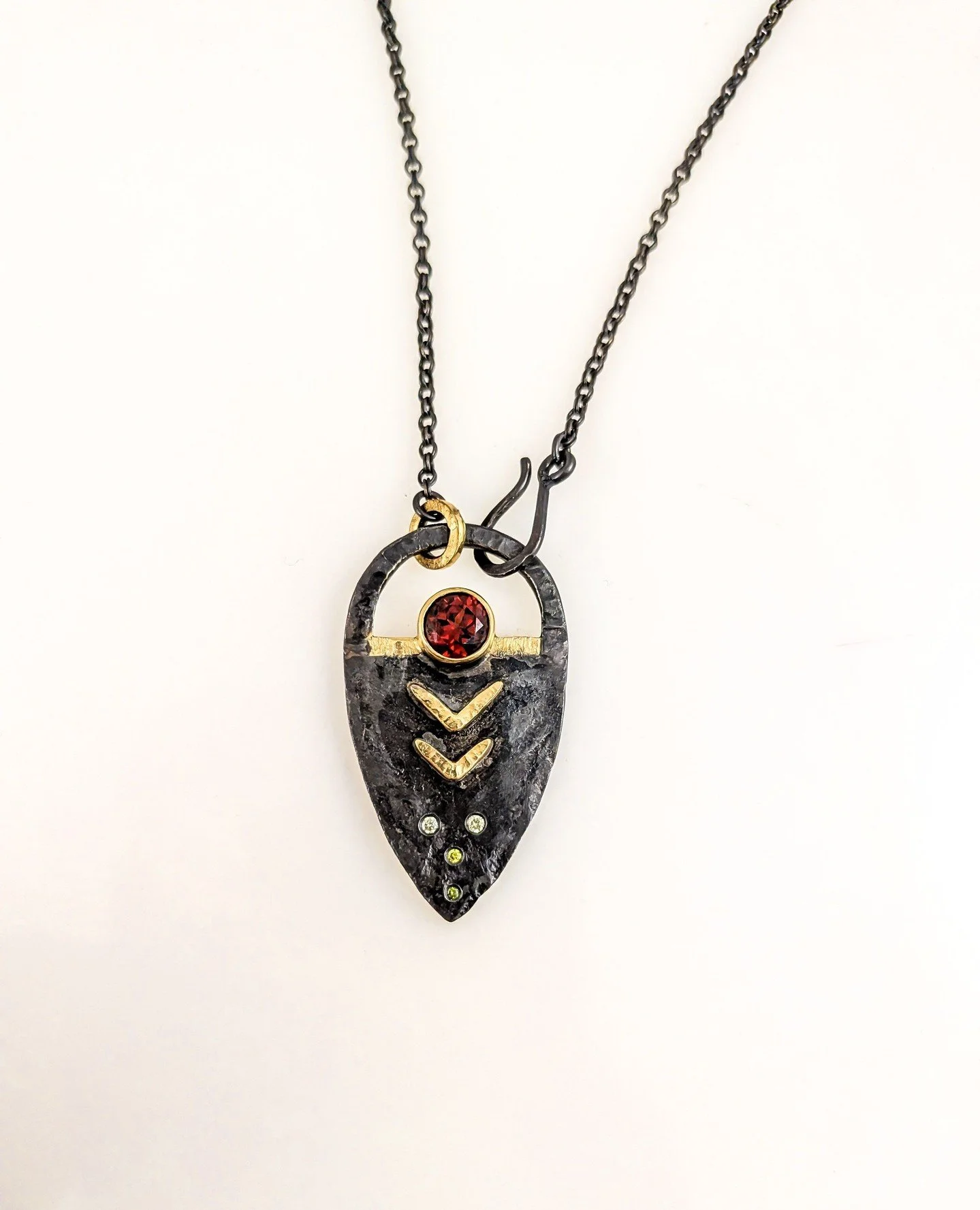 Custom Princess Mononoke-inspired dagger necklace for a special client. Lots of symbolism in this piece to represent this protagonist and Ghibli film. Thank you so much for the trust! It's always fun homework to watch a good movie (-: