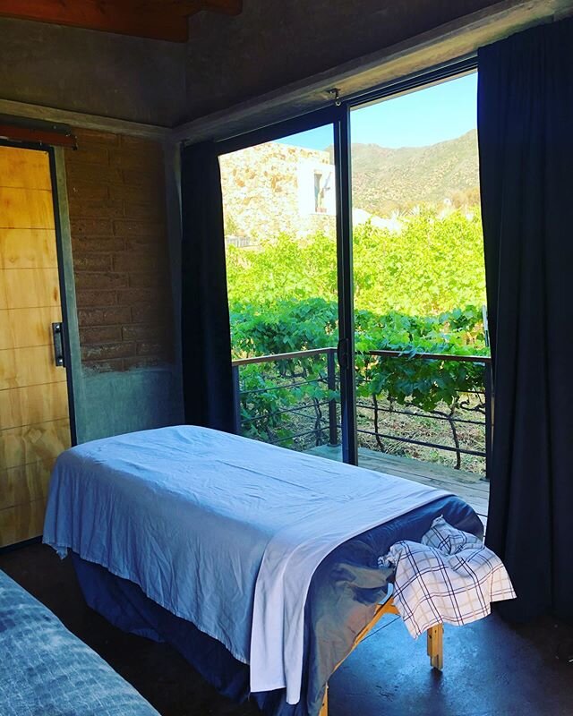My Summer Soltice 4th Wedding Anniversary weekend in Valle De Guadalupe. I could not have asked for a better day! Sleeping in, a hike, a massage then a magical night with great friends, social distancing by a fire outdoors.