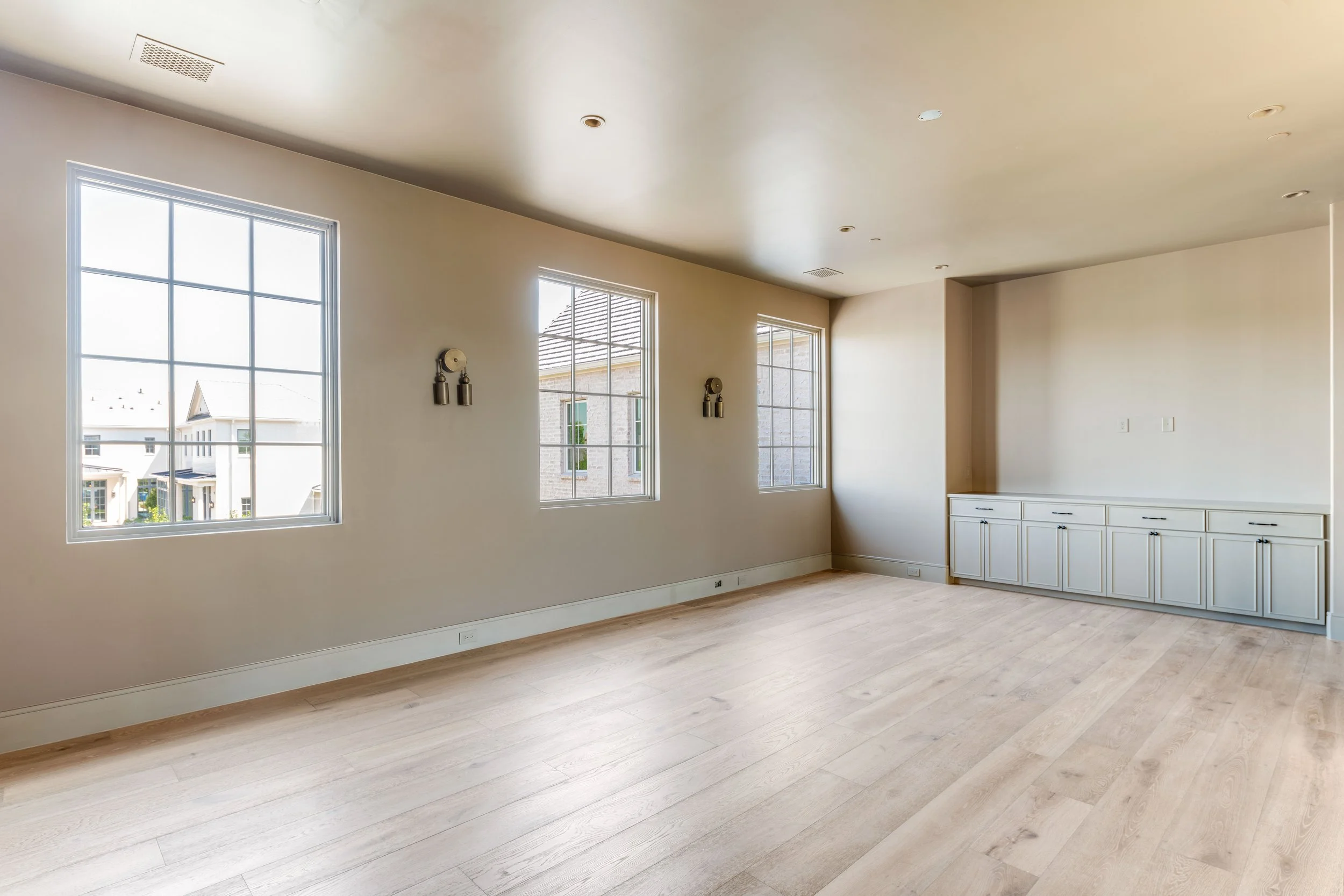 5609 Ursula Ln-35.jpg