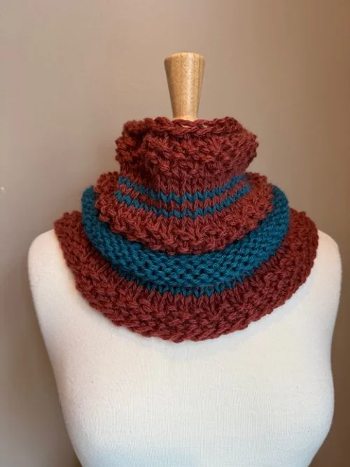 Rowen Cowl 2.jpg
