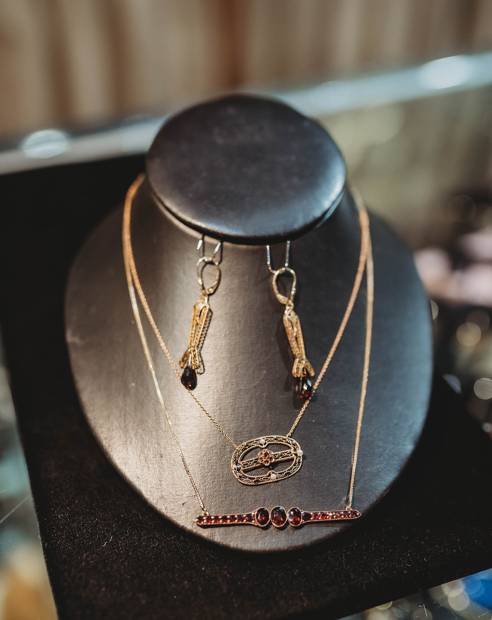 Antique Jewelry — Leon Ness Jewelry Barn