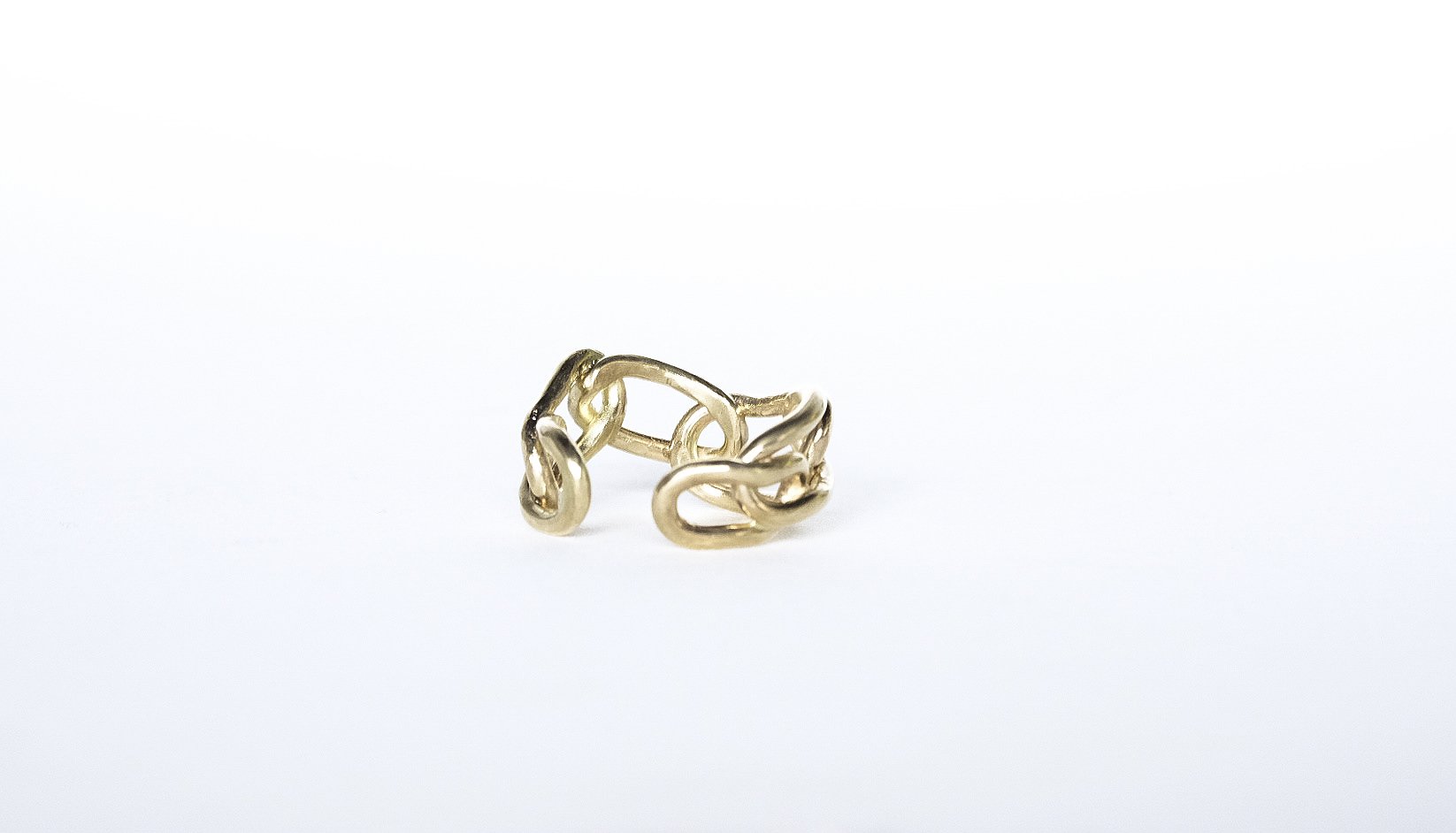 gold_ring_2.jpg