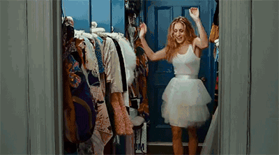 GUEST EDIT: HEALER JEN MOORE ON STUFF, GETTING RID OF IT, AND GROWING WITH HOLDING ONTO LESS