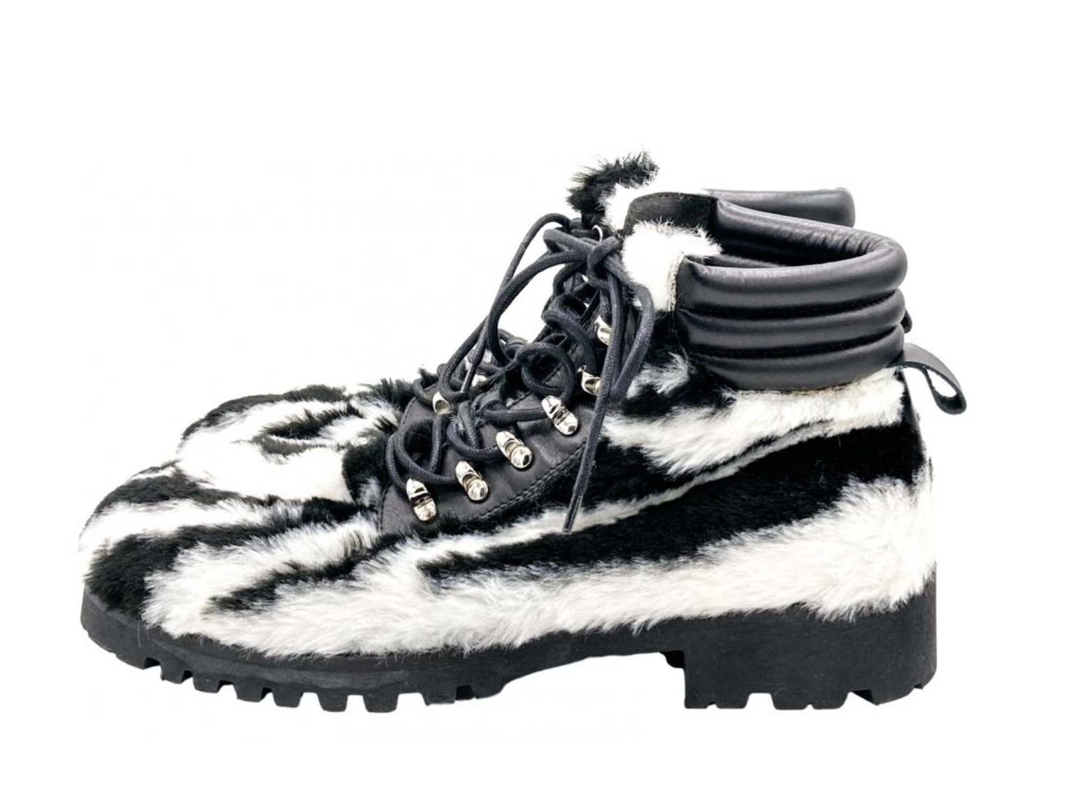 MOSCHINO RUNWAY FAUX FUR SNOW BOOTS - £289.30