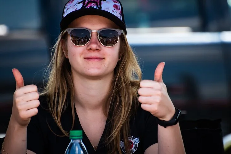 “Live For It”: Brilliant Bruna