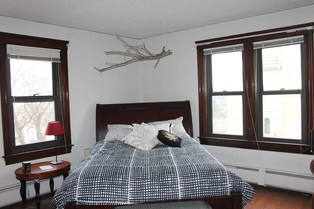 Guest House 1.jpg