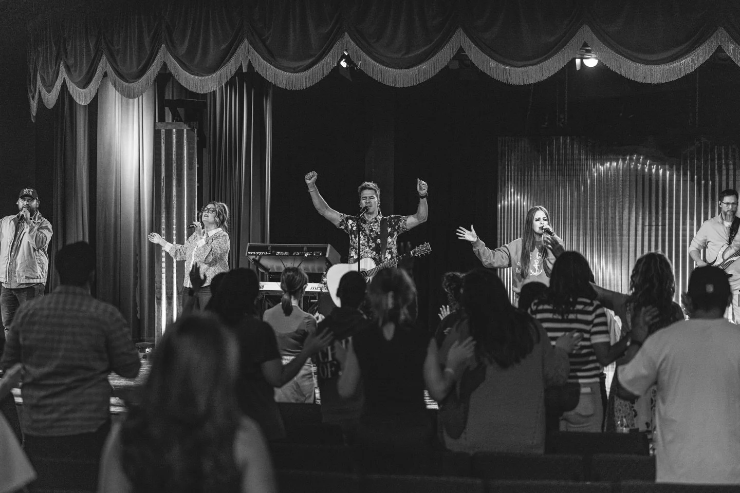 Sweet Sunday at chooselife CHURCH 🤍 
loved by Him, filled with Him, changed by Him ✨
It was a special service with Dr. Dean 🙌❤️&zwj;🔥