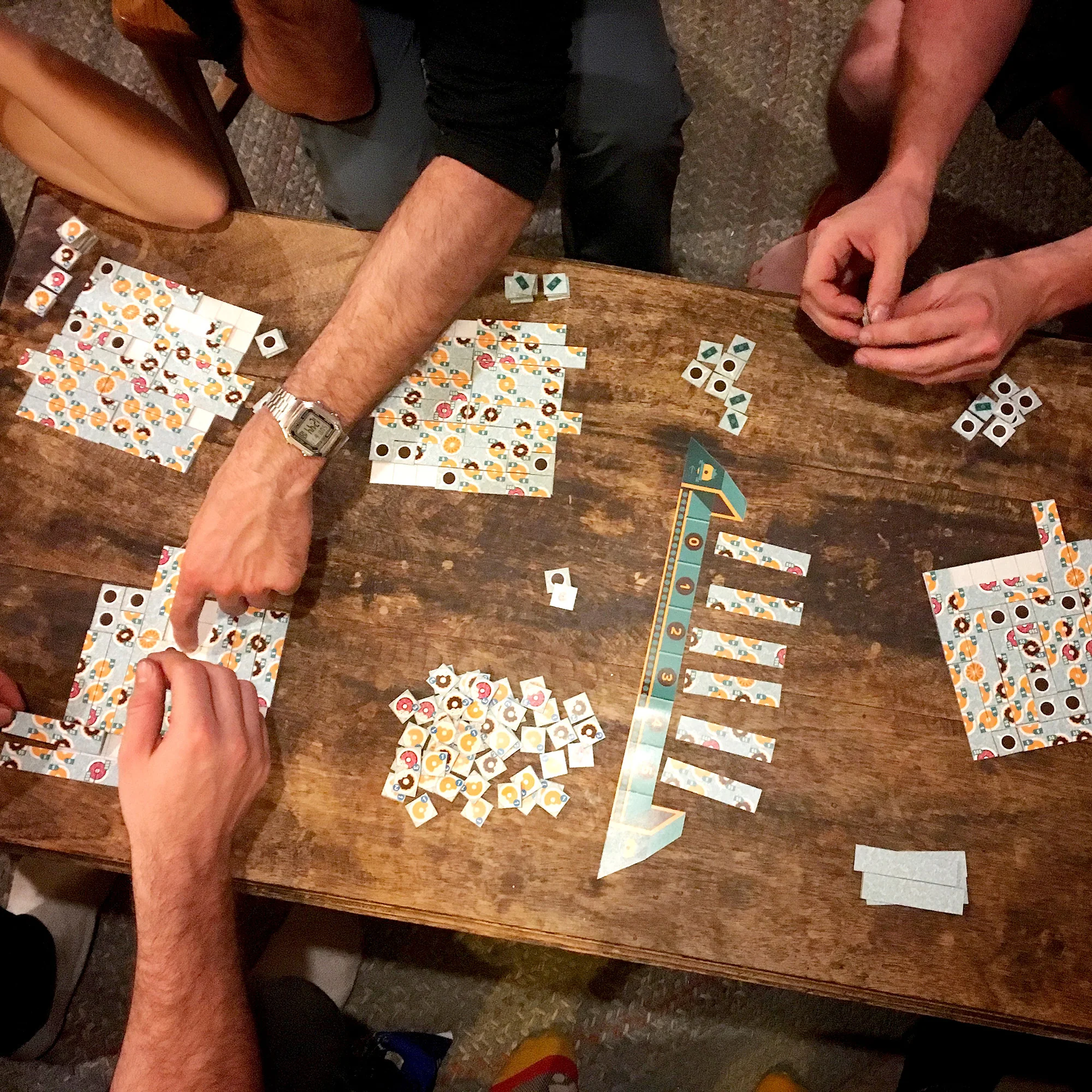 FLATOUT GAMES - DOLLARS TO DONUTS gameplay 01.JPG