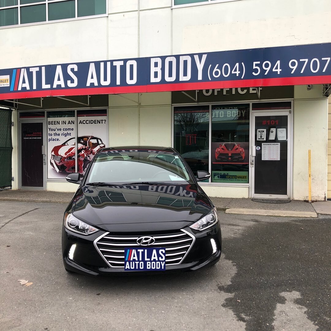 🧞Transformation Thursday 🧞

Our Atlas Auto Body technicians finished working on this 2017 Hyundai Elantra. This Hyundai Elantra came in with major front end damage. Our Atlas Auto Body technicians replaced the complete front bumper assembly, hood, 