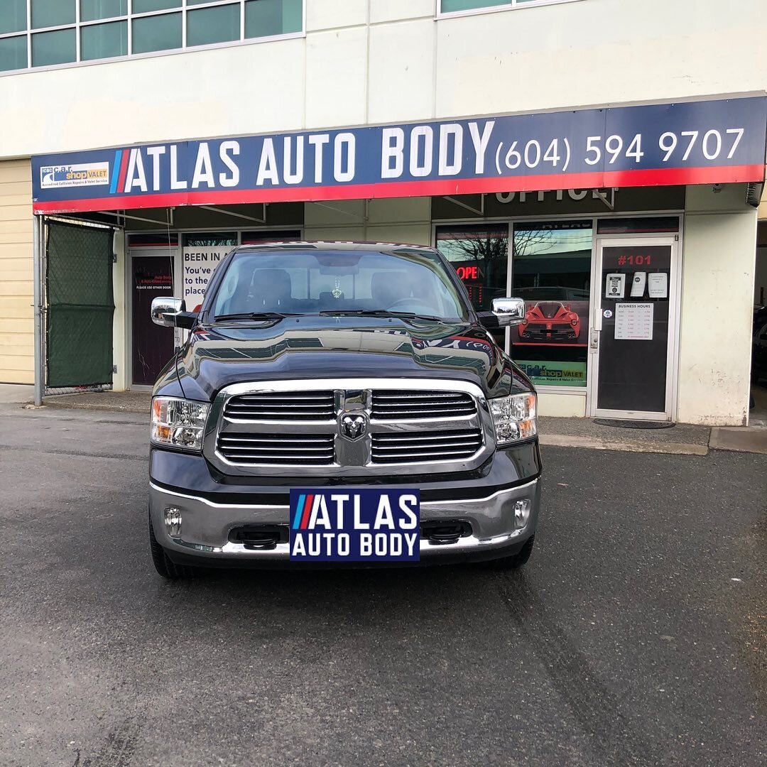 Start your week strong ! ! ! 

Our Atlas Auto Body technicians finished working on this 2017 Ram 1500. This 2017 Ram 1500 came in with rear end damage. Our Atlas Auto Body technicians repaired the tailgate and both box sides.

Scroll to see the trans