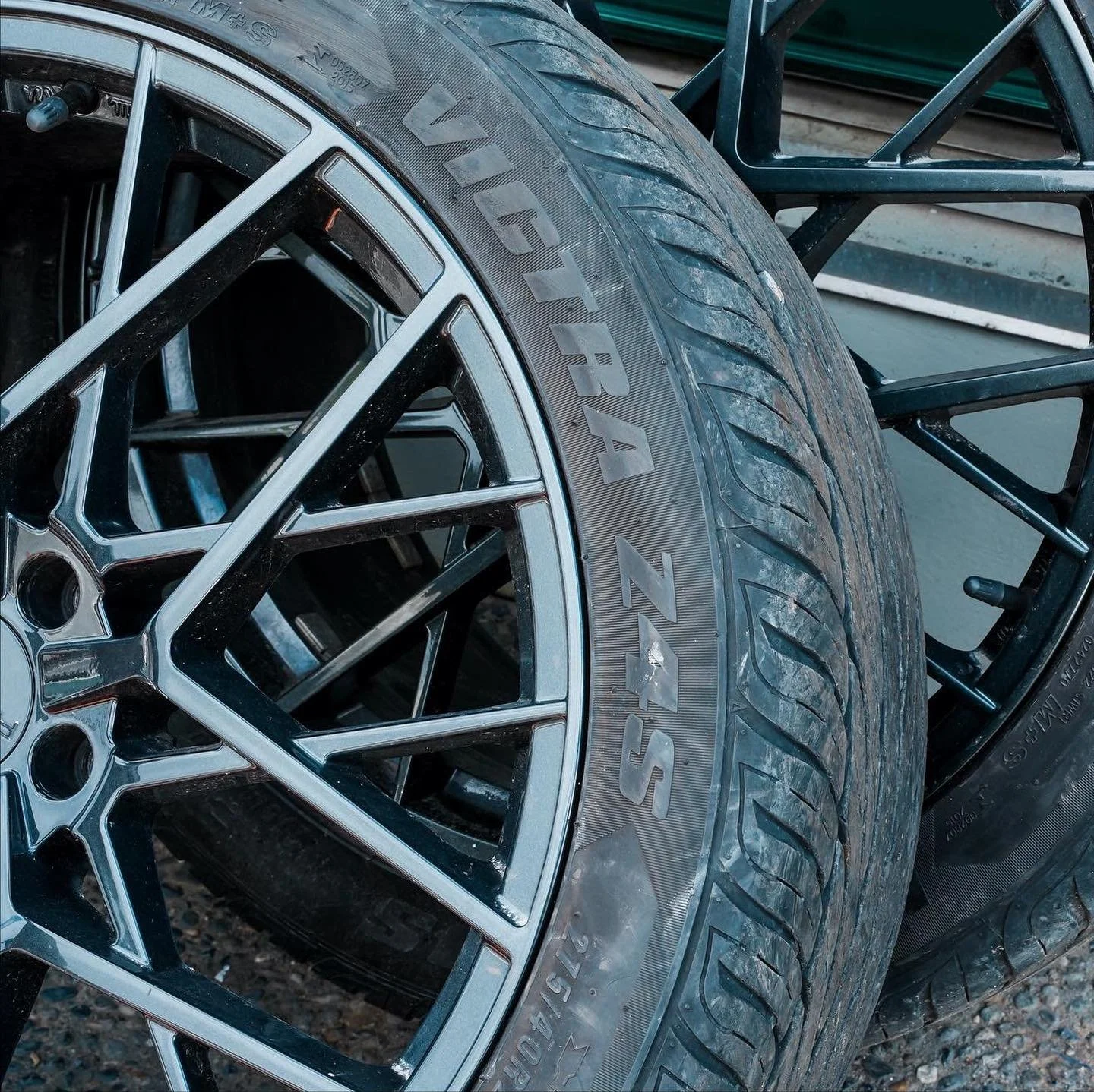 Wheel looking worse for wear? We&rsquo;ve got you! From pesky curb rash to unexpected pothole bumps &mdash; your wheels take a beating. But don&rsquo;t worry, Atlas Auto Body&rsquo;s Wheel Repair team in Surrey is here to bring them back to life! 🛞?