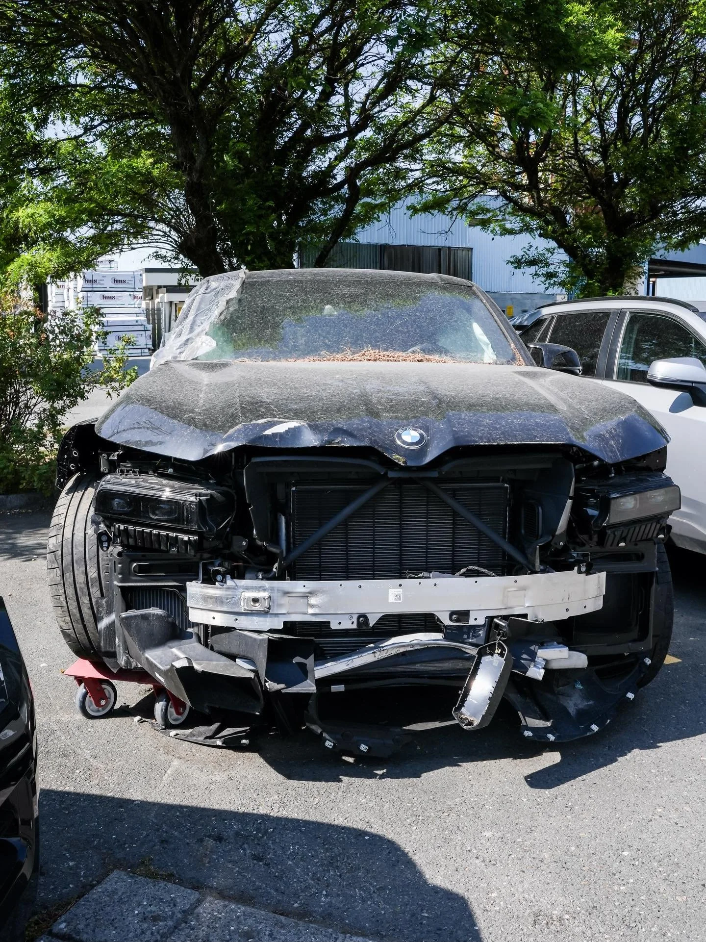 Holiday Driving Safety Tips! ❄️ As winter settles in, slippery roads, wet pavement, and black ice can make driving a little more challenging. A few simple habits can go a long way in keeping you safe this season:

🚗 Slow down and give yourself extra