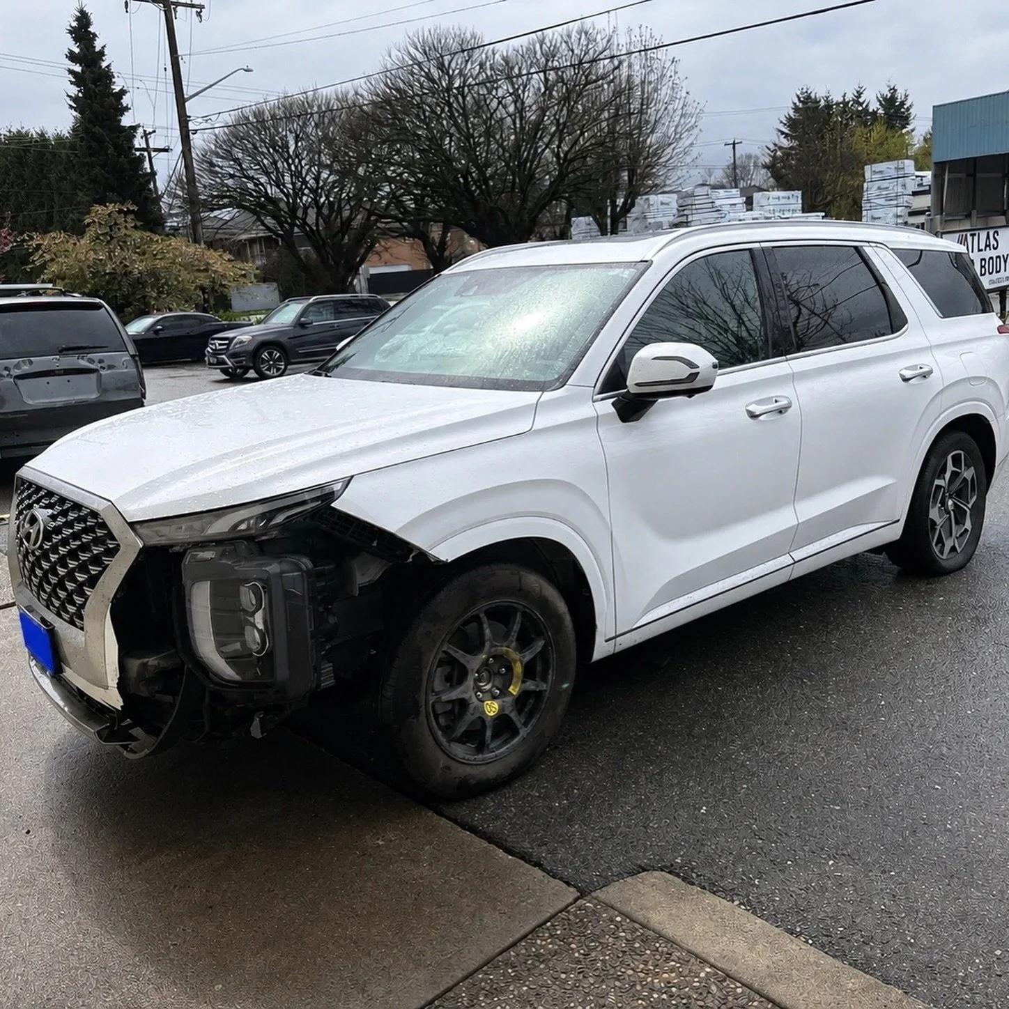 Accidents happen &mdash; quality repairs matter. 🚘✨
At Atlas Autobody, we restore your vehicle with precision, care, and attention to every detail so it looks like the damage never happened.

✔️ Collision repairs
✔️ Insurance claim assistance
✔️ Pro