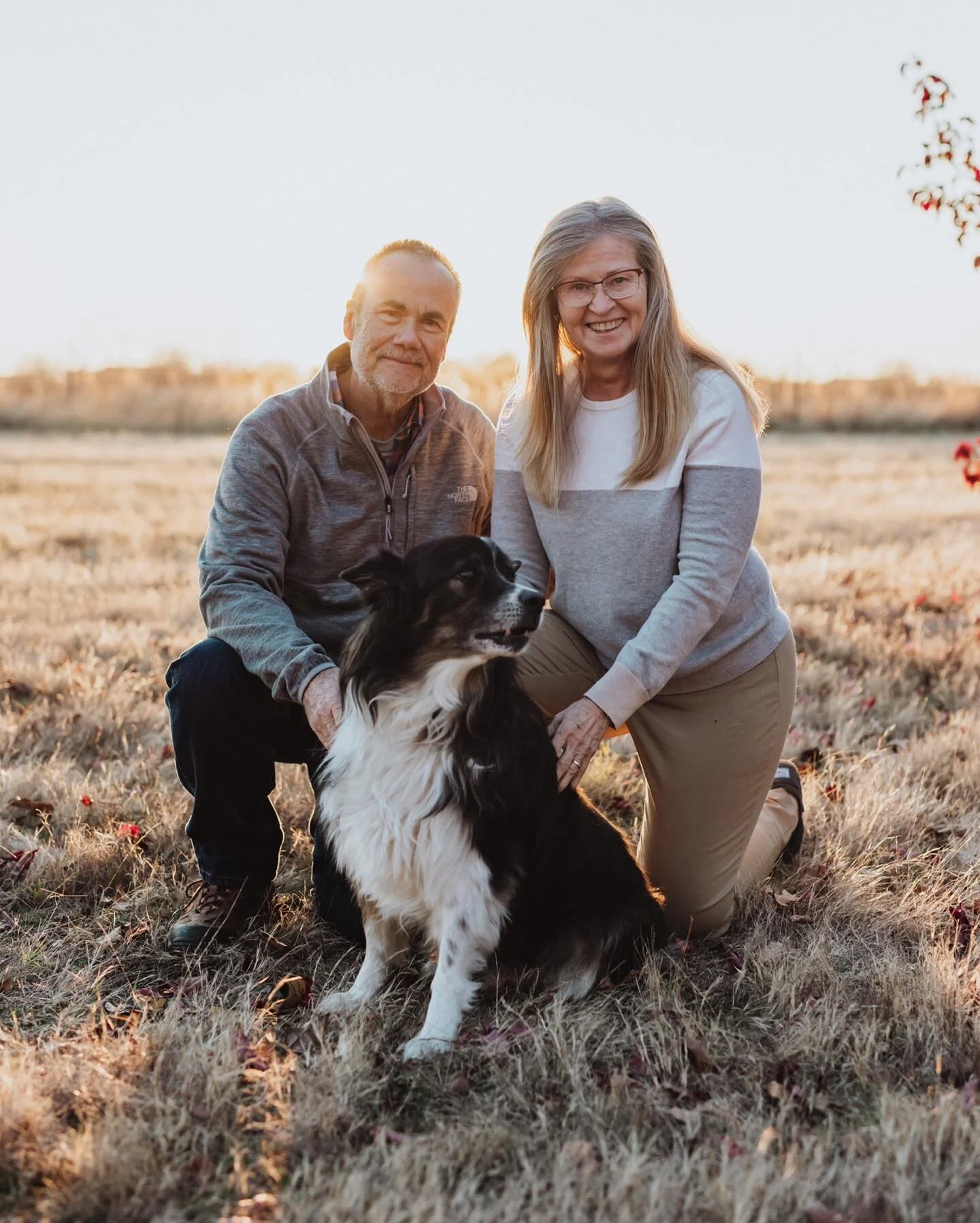 My mom wanted to do a photoshoot, so obviously I said YES ✨ How cute are they?! 

Robert snagged a couple of shots of my brother and I too! He&rsquo;s getting good at photography - I&rsquo;m going to have to hire him on as an associate to Sincerely S