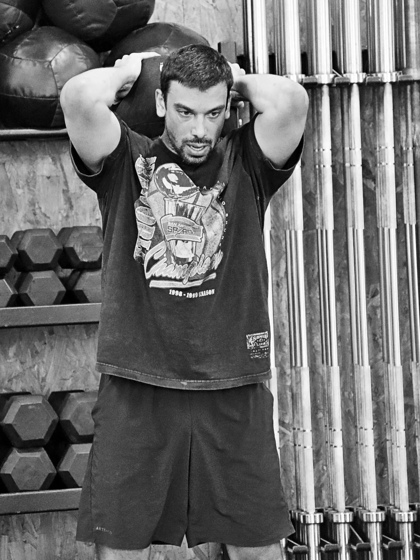 Discipline builds while motivation fades&hellip;
@mayhemaffiliate 
@felipe.schlageter