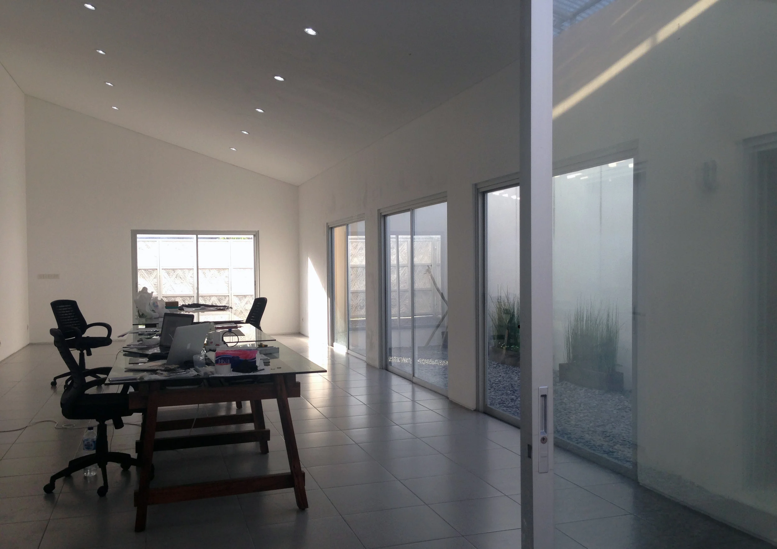 4. STUDIO SPACE_CHARLES DEWANTO.JPEG