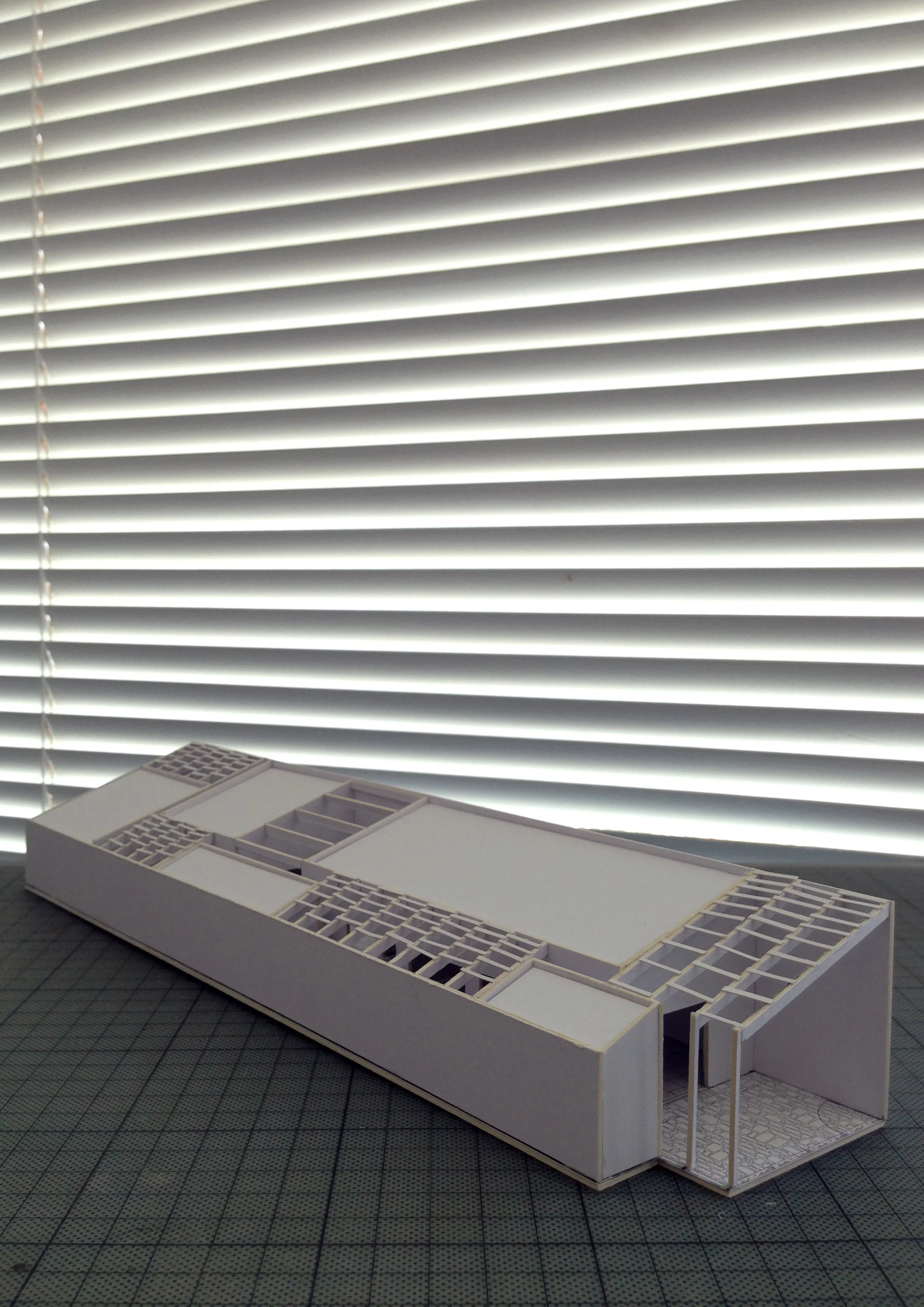 5. SILVERSURFERSTUDIO MODEL_CHARLES DEWANTO.JPEG