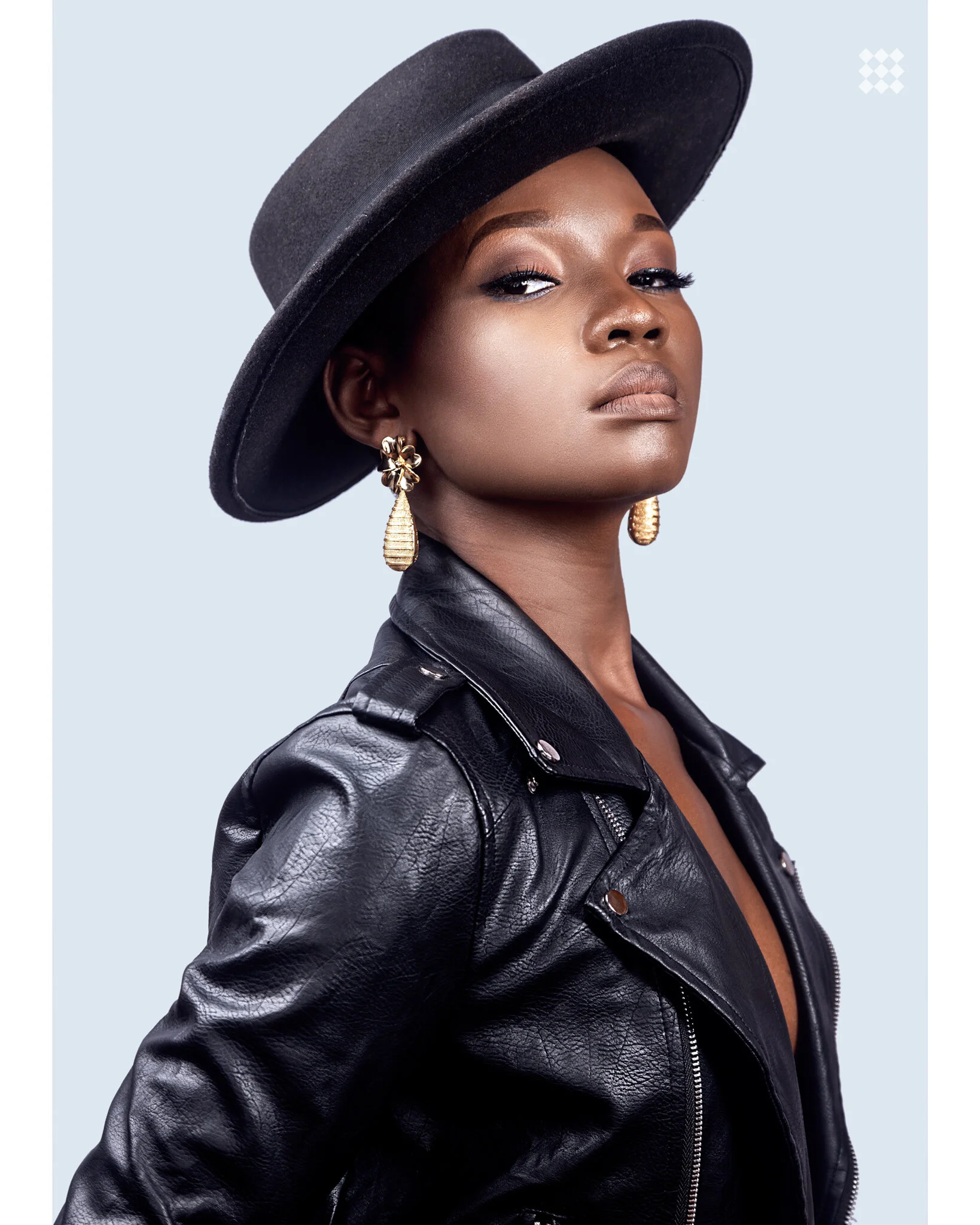 Delia_Black-Jacket_1.jpg