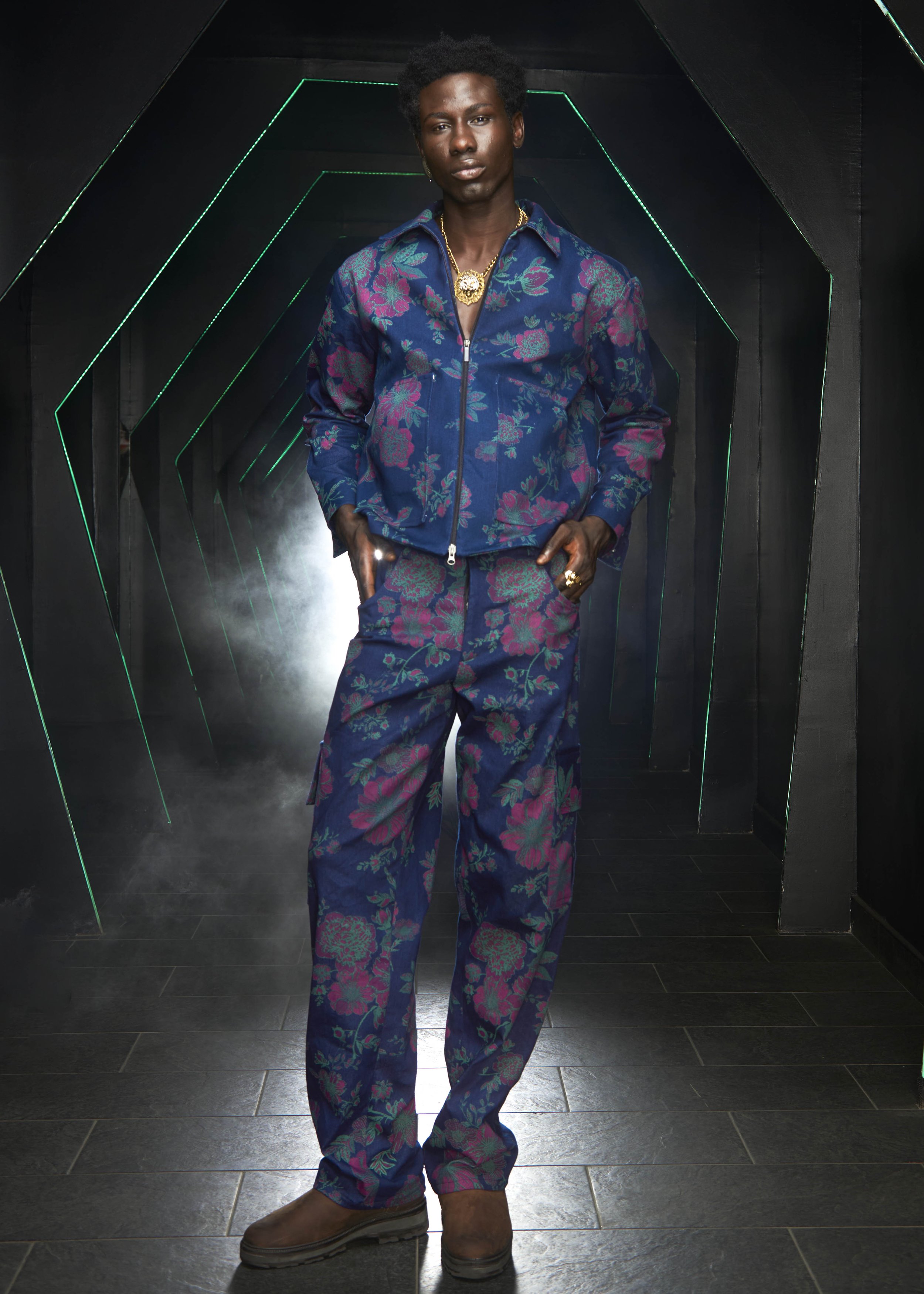 Look_18.jpg