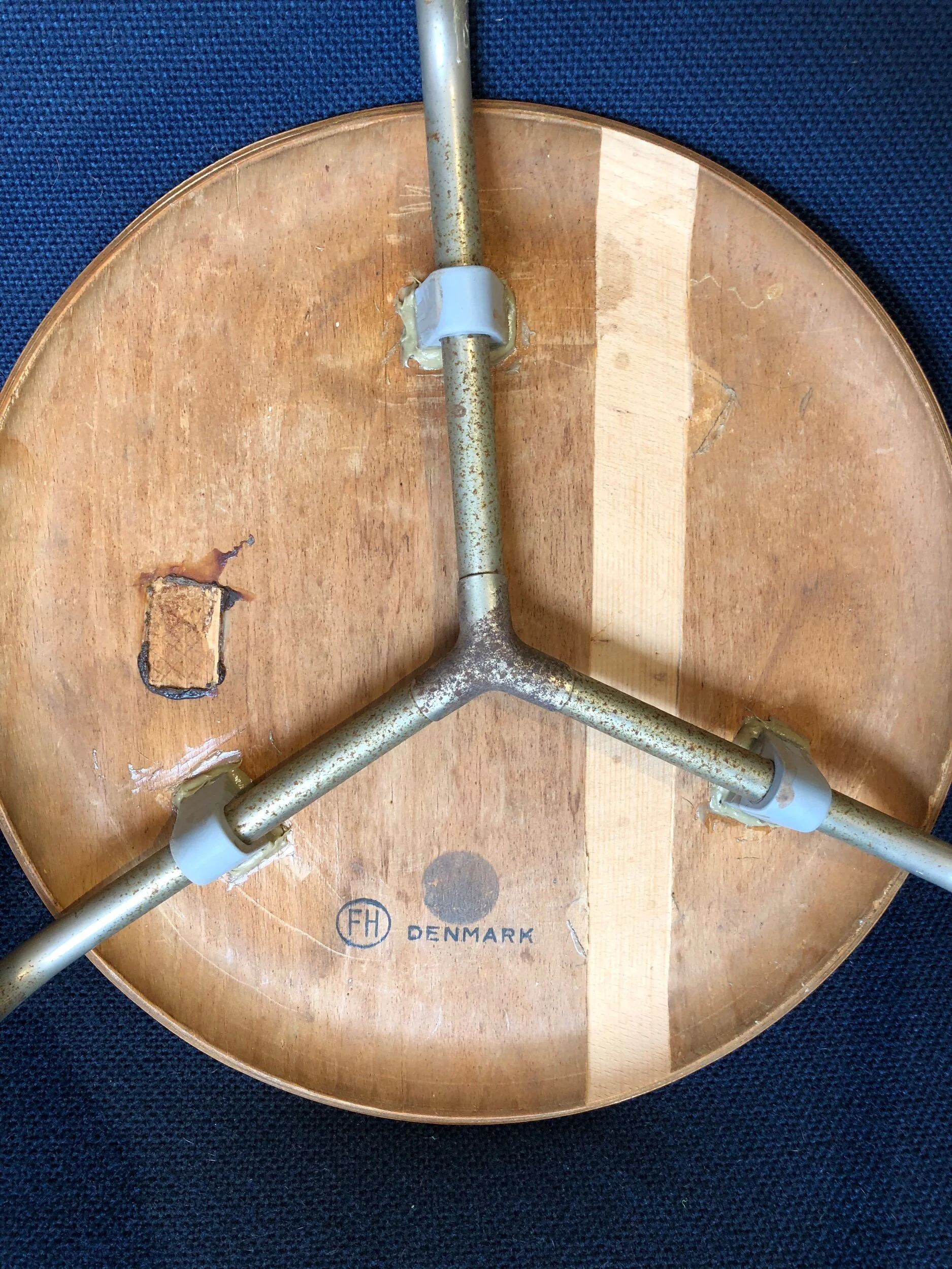 198B070E-DFF8-4B32-9E9A-5B352878402C