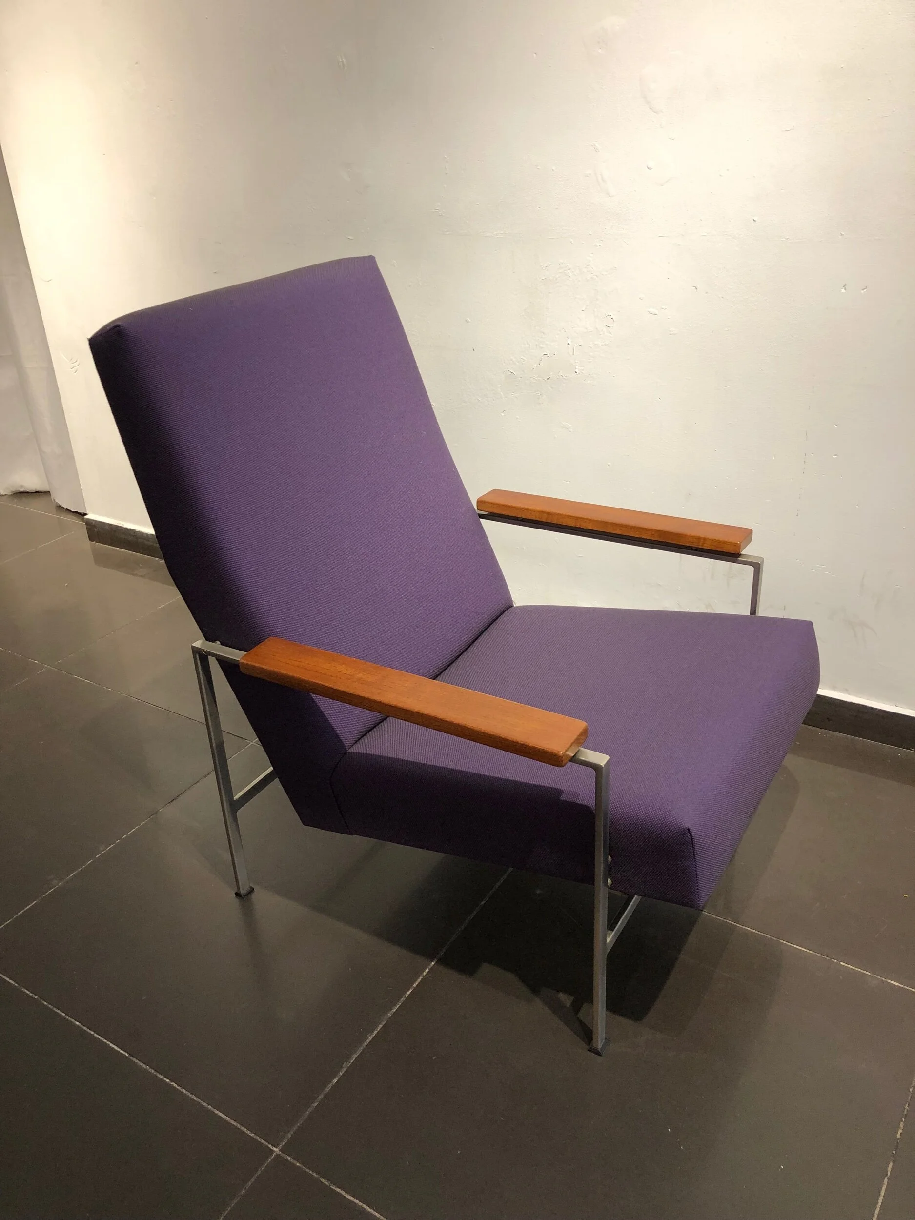 89D41A41-8718-4EC5-B6E6-1B21C8DC115B