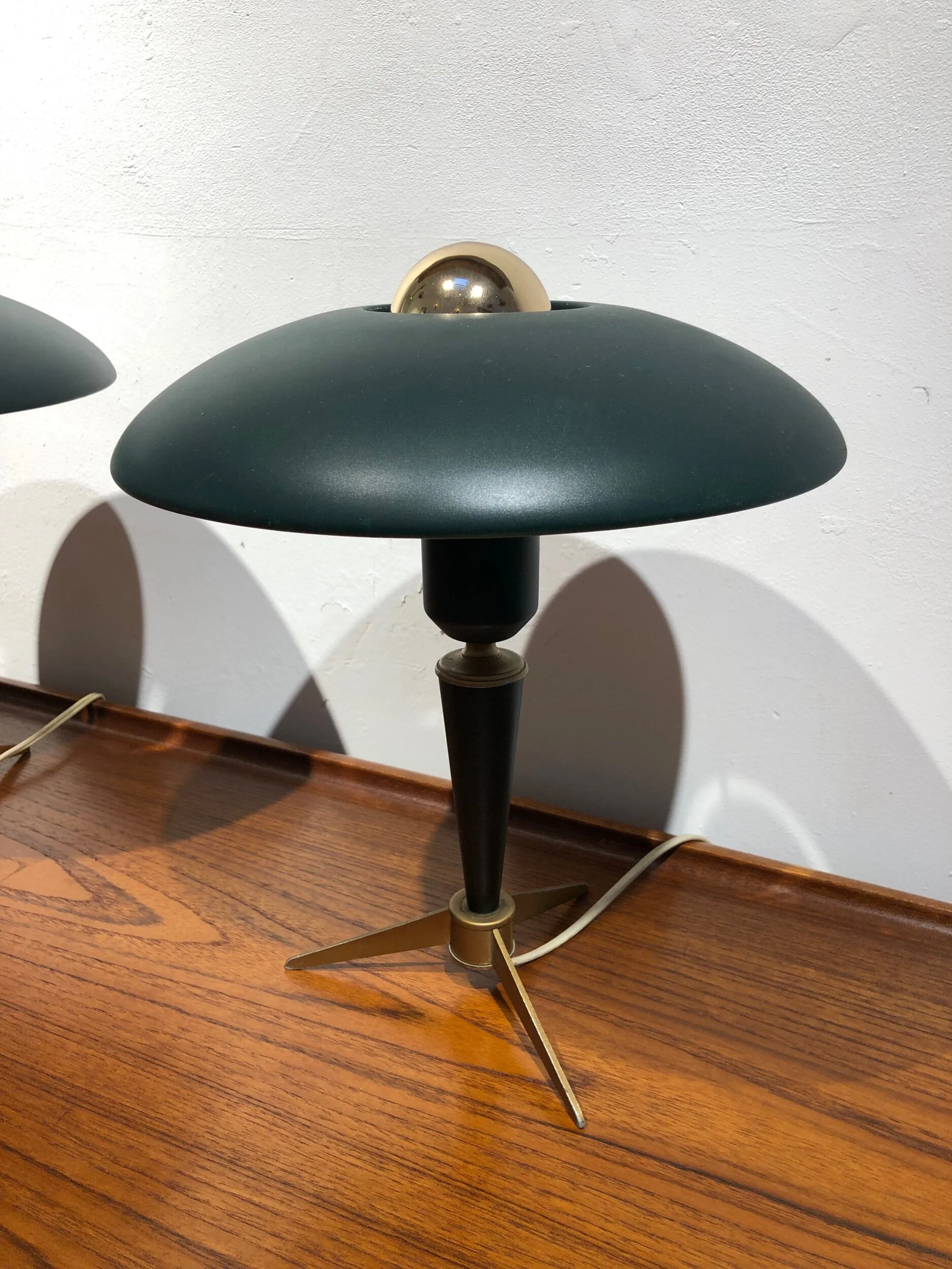 FAFF99B5-B0DB-4765-A410-71B57A3CC32B