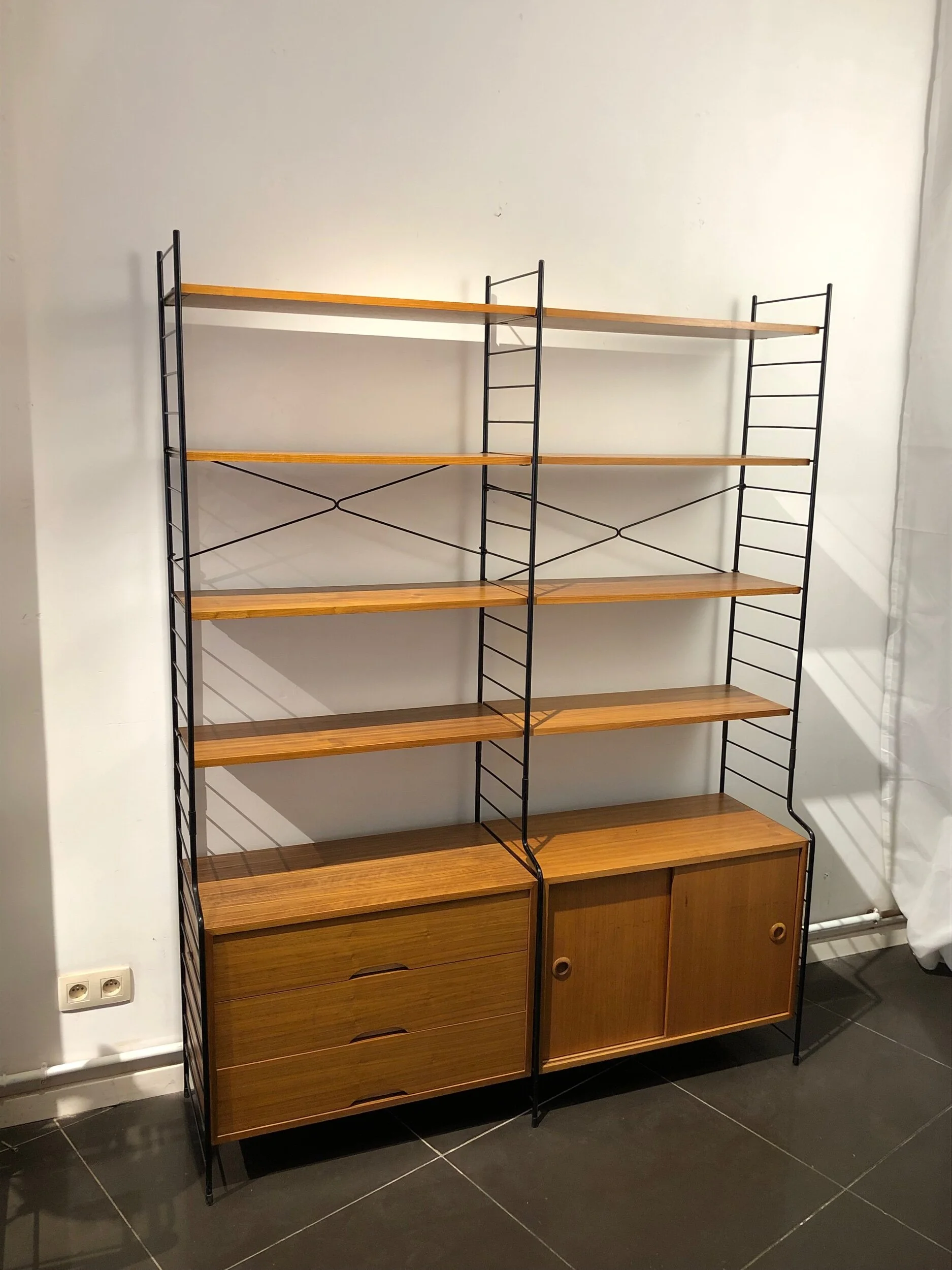 8DC44CD7-AF84-44E4-A5A4-D9C0163A1C12