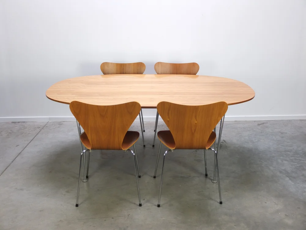 ダイニングテーブル SuperEllipse /Piet Hein & Bruno Mathsson Bruno Mathsson Piet Hein for Fritz Hansen Super-Ellipse