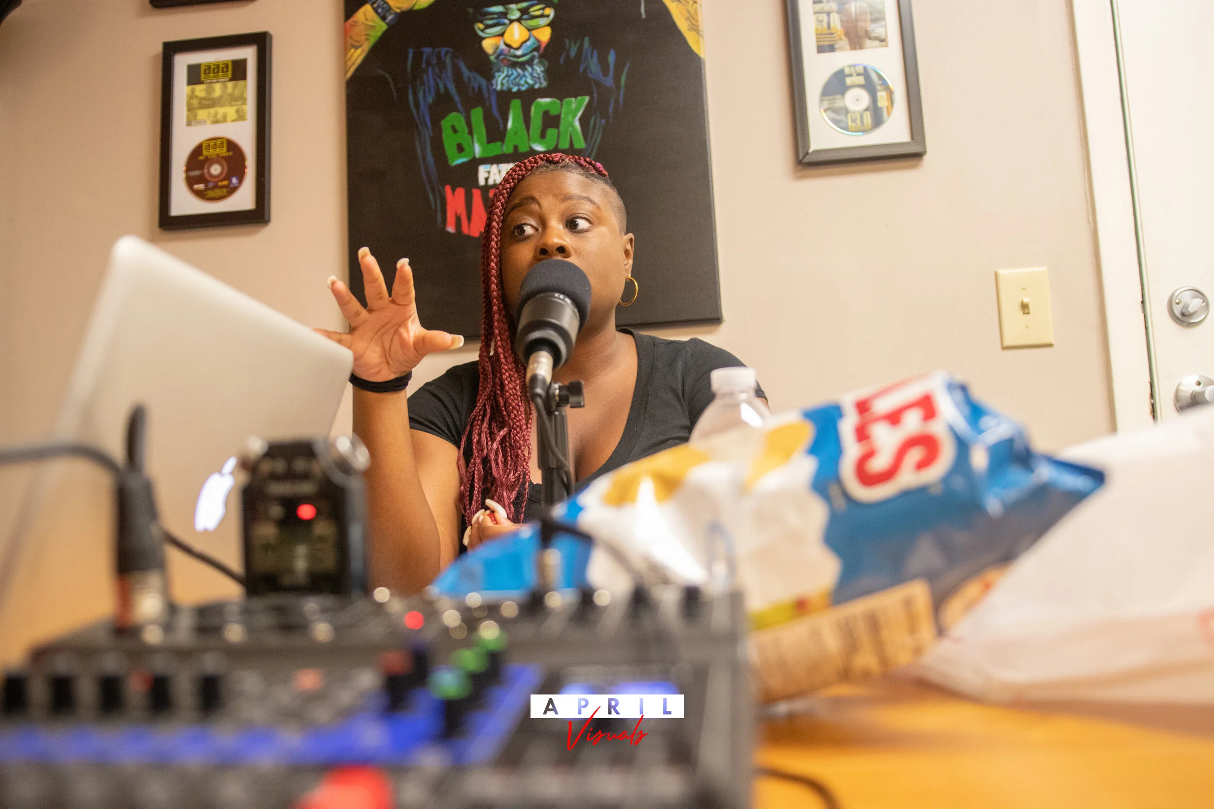 The Strong Friend Check In Podcast: Why Am I Single?