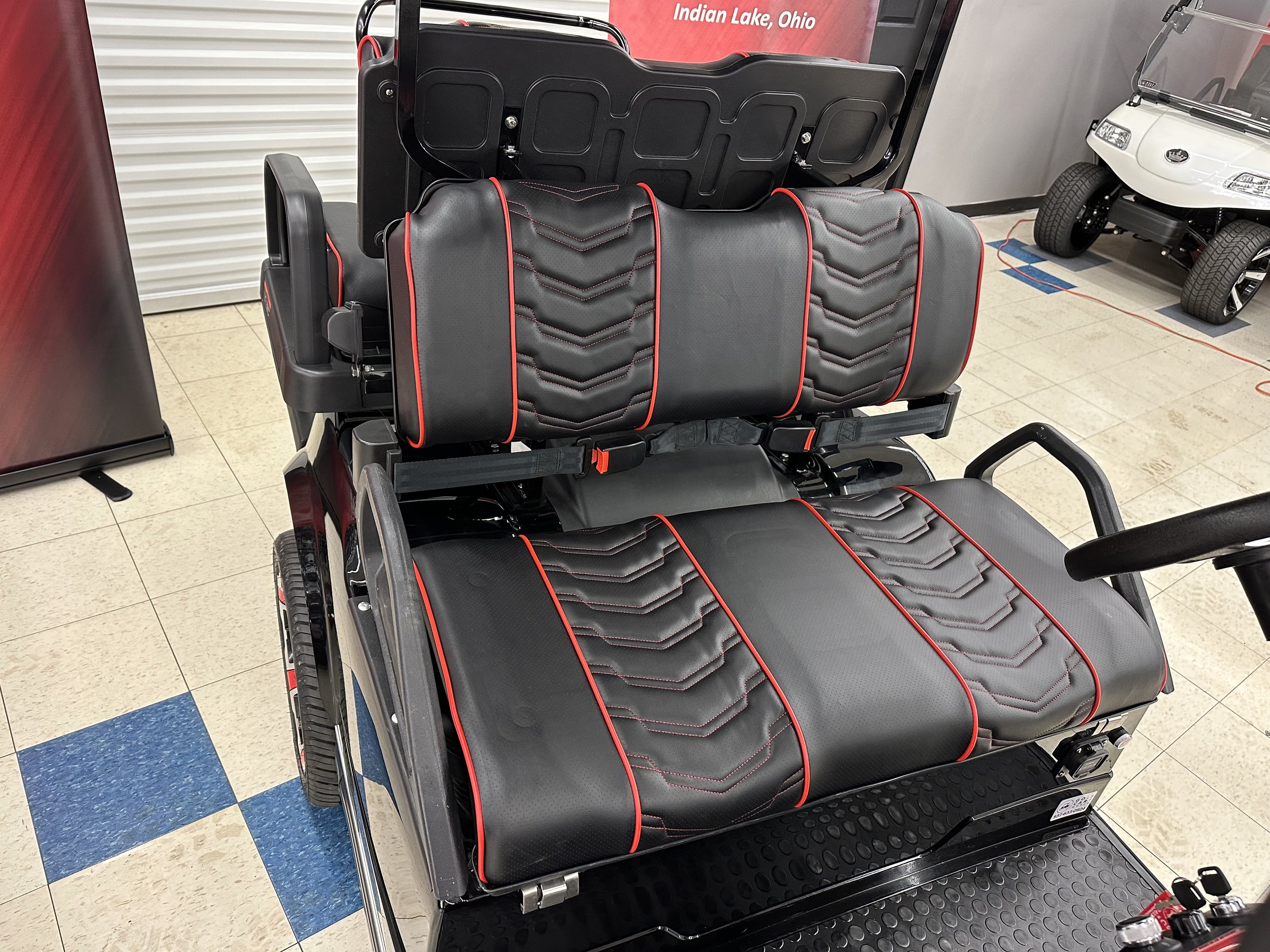 Black Pro with custom vette seat covers-4.jpg