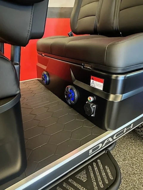 matte black 4+2 apollo-7.jpg