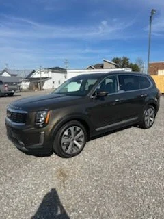 Kia Telluride-1.jpg