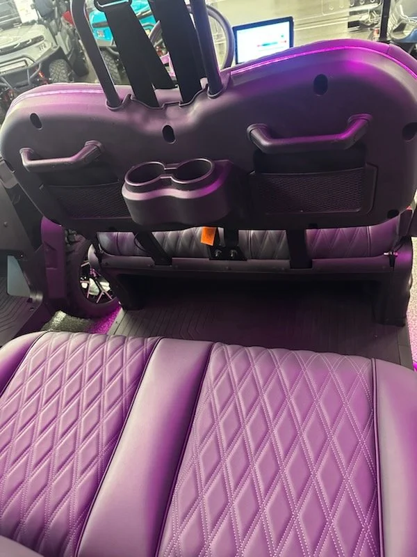 black 6 seat-4.jpg