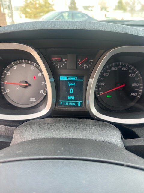 2014 Chevy Equinox Gold-3.jpg