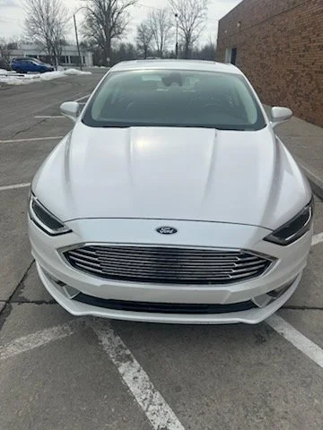 2017 Ford Fushion White-6.jpg