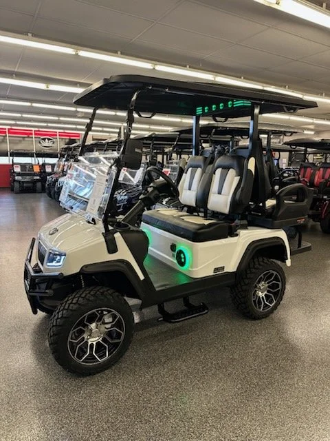 White Mav 2+2 plus-2.jpg