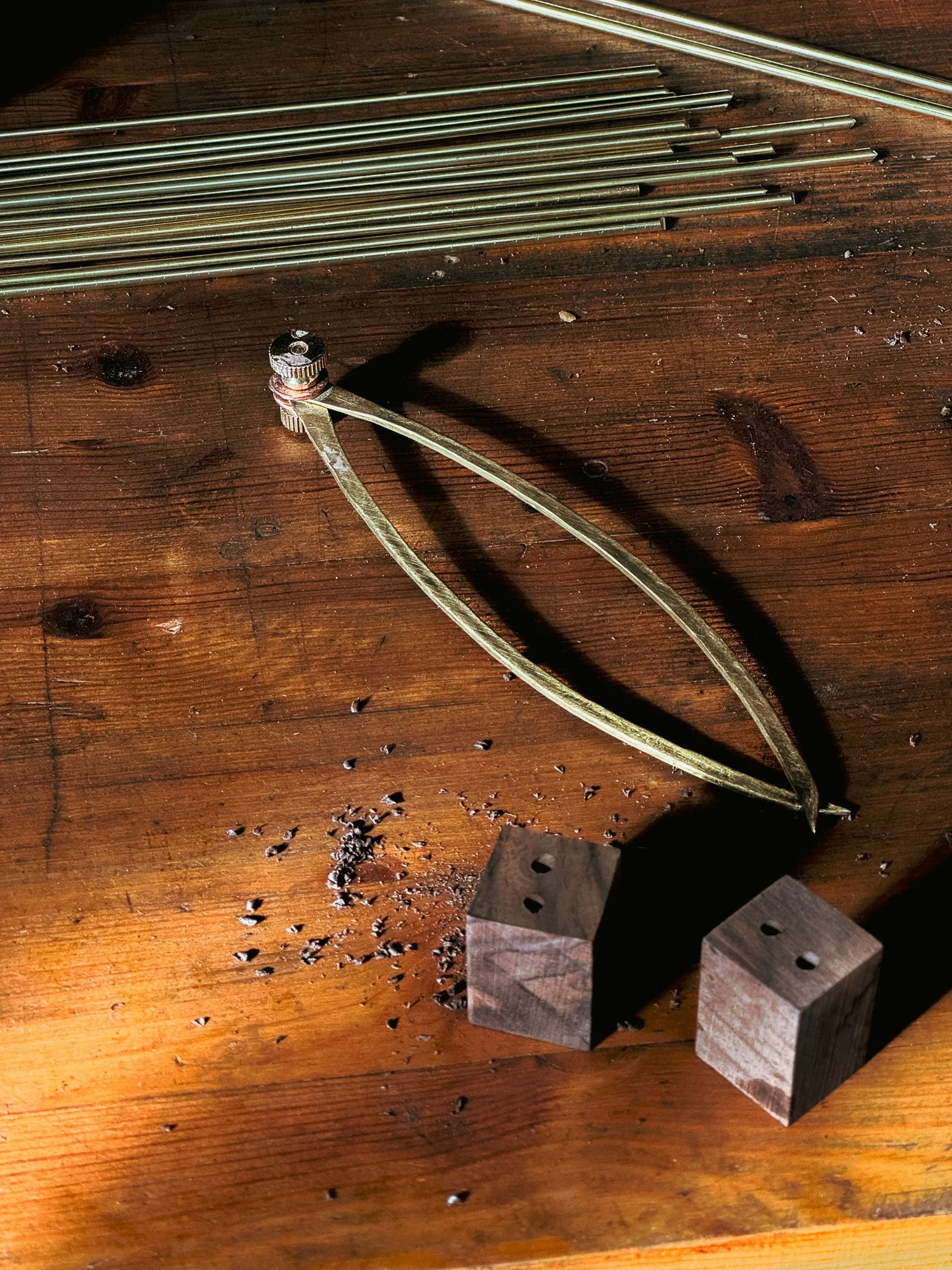 Small Calipers in use.