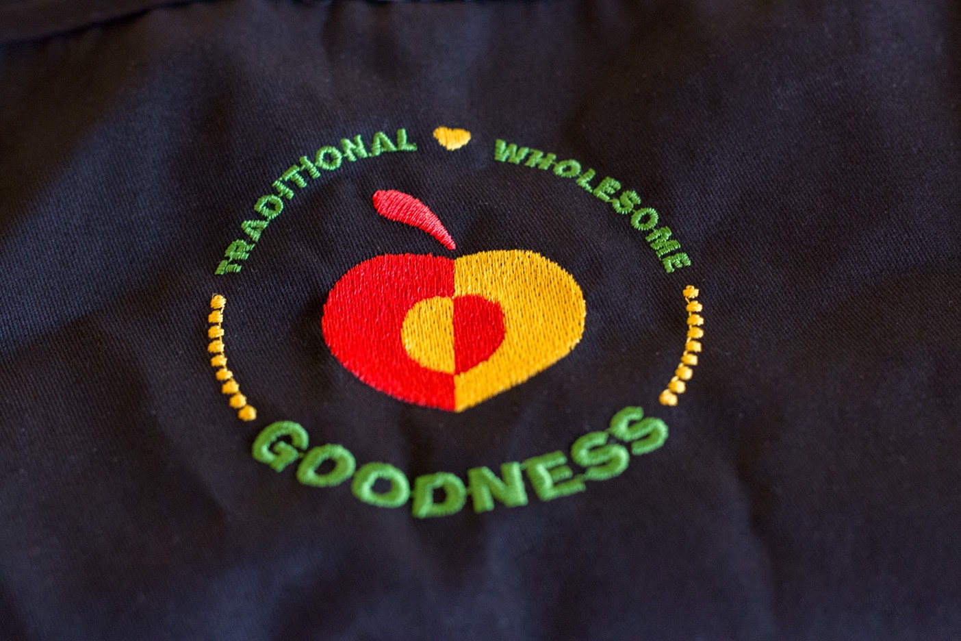 12_apron.jpg