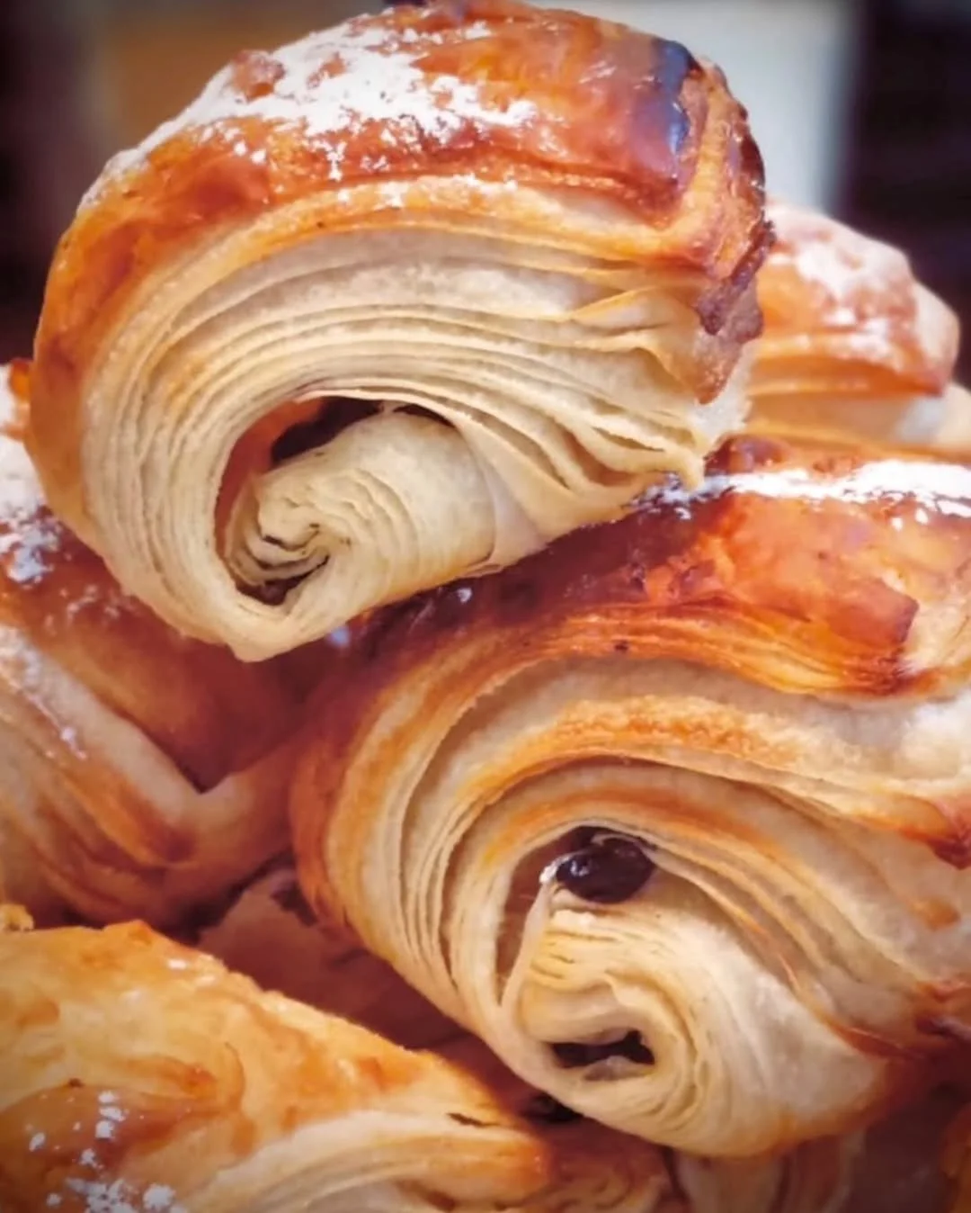 Some things are best enjoyed slow ☕️⁠
⁠
@lecomptoirbyfrancois is baking their pains au chocolat fresh each morning, with delicate, flaky layers and rich chocolate tucked into every bite. ⁠
⁠
Whether you&rsquo;re stopping in for a quiet coffee or easi