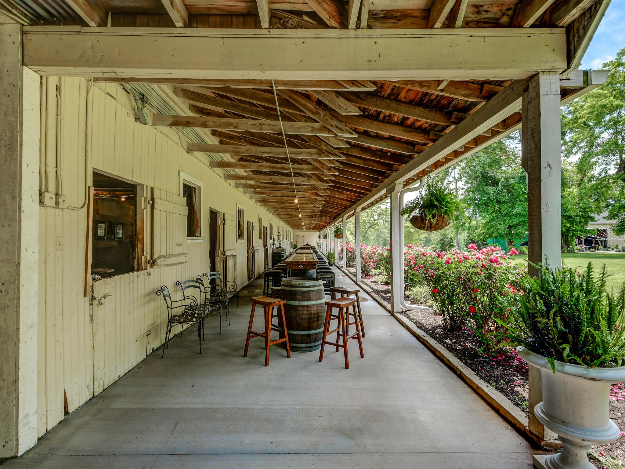 2800 Monkton Rd Monkton MD-012-055-Porch-MLS_Size.jpg