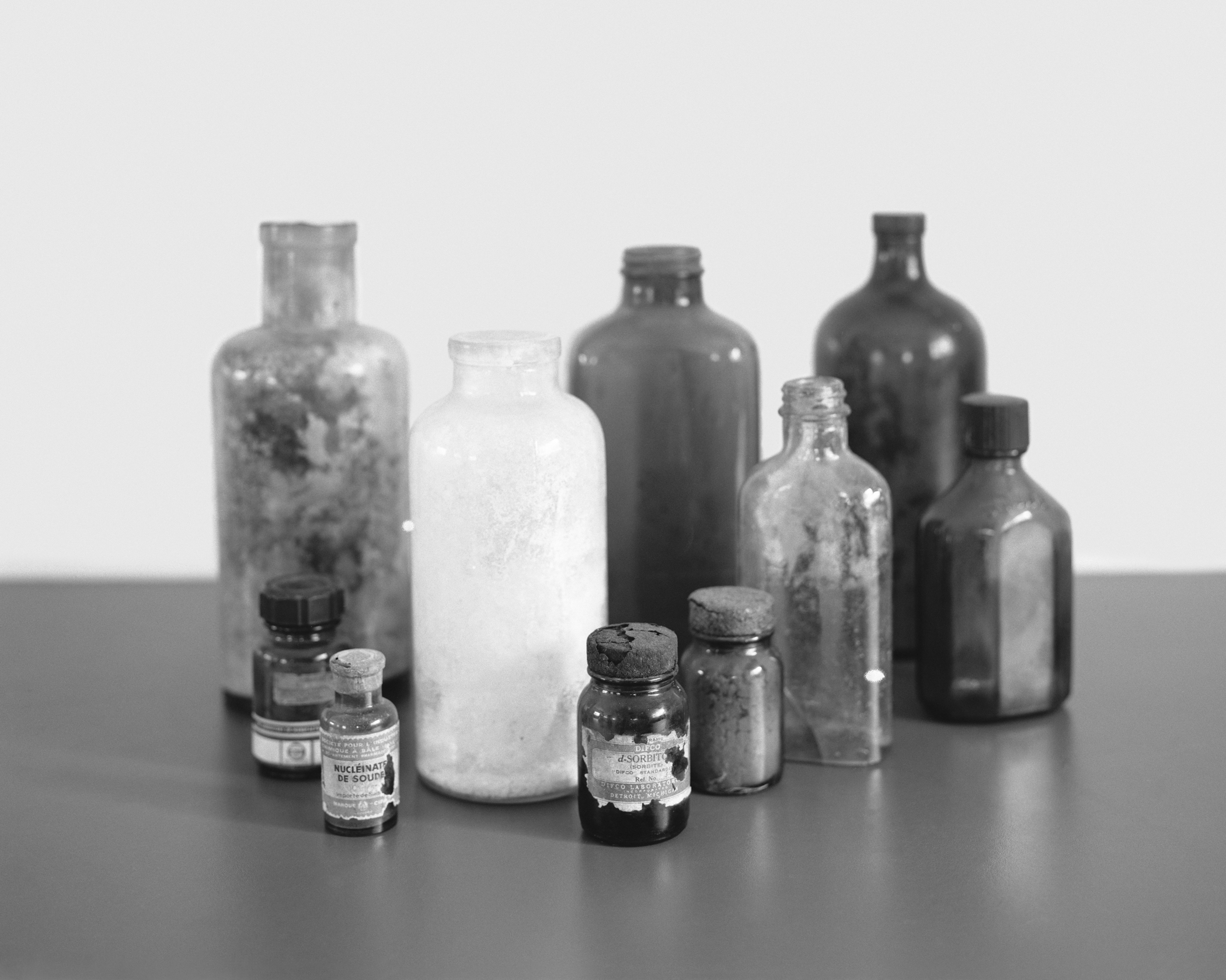  Objects of interest: medical testing bottles from The Henry Ford Hospital, May, 2014, Belterra, Pará, Brazil. 2014/2018 