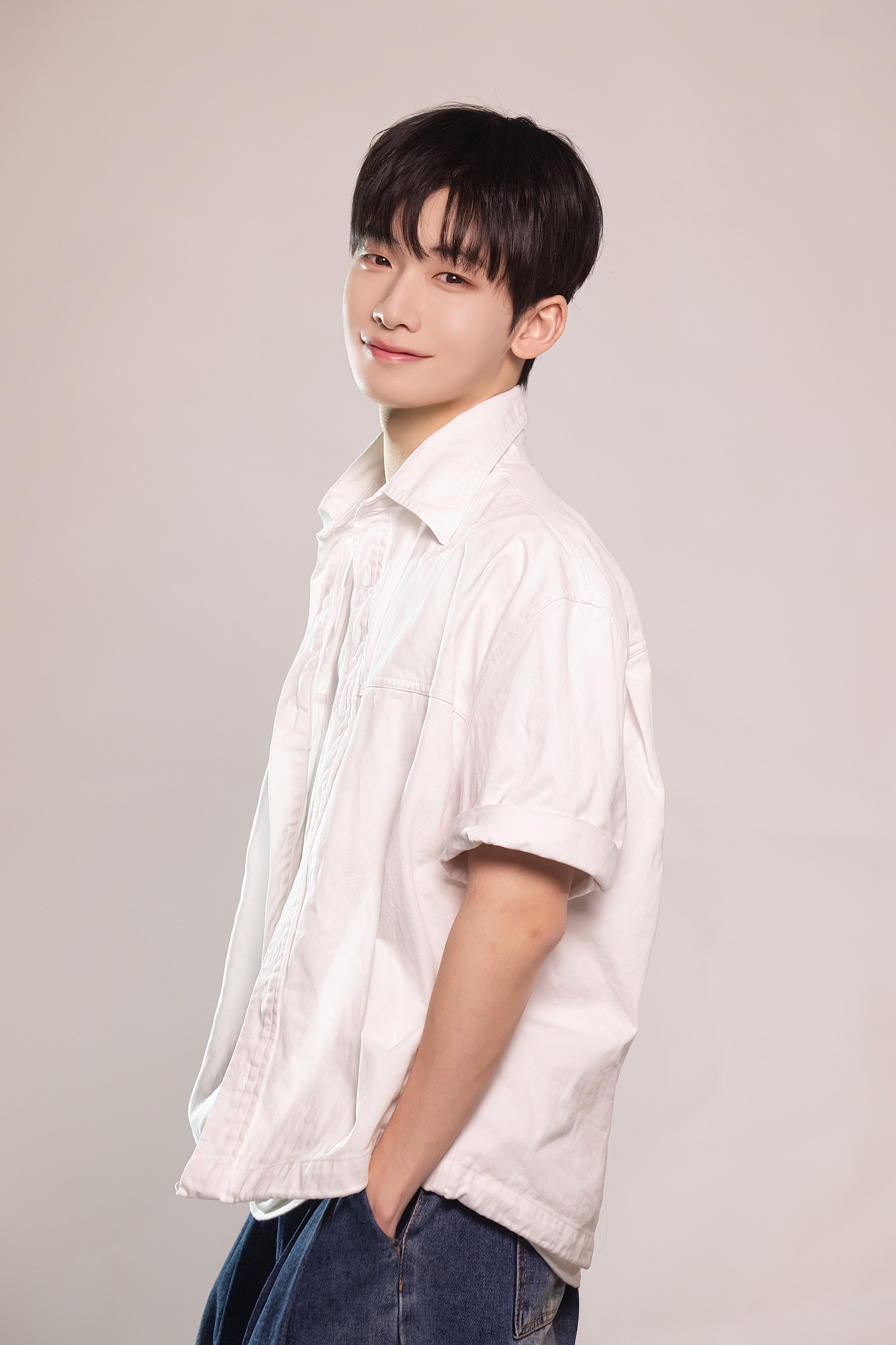 WOOIN KANG 10.jpeg
